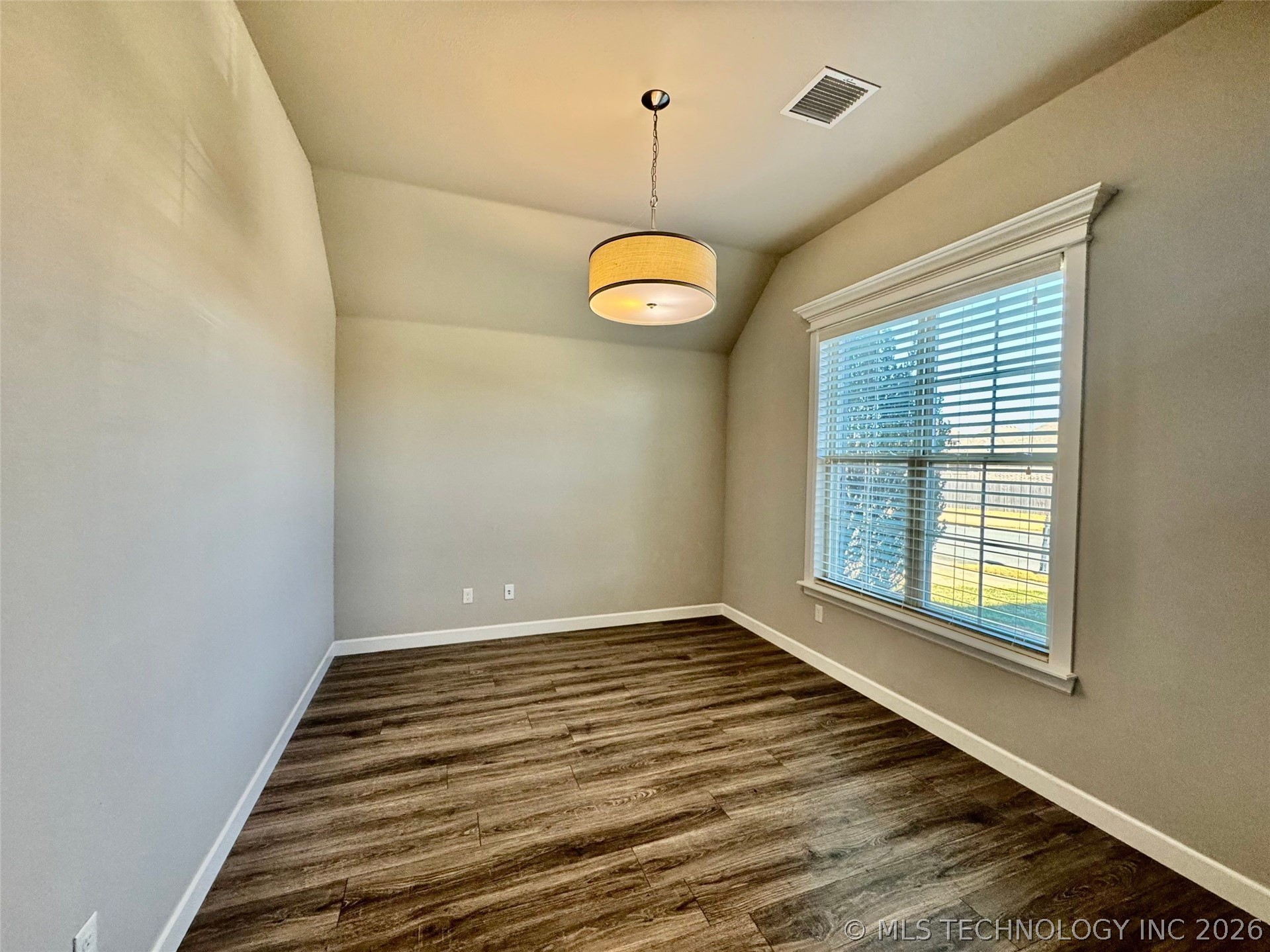 4224 S 185th East Avenue Property Photo 27