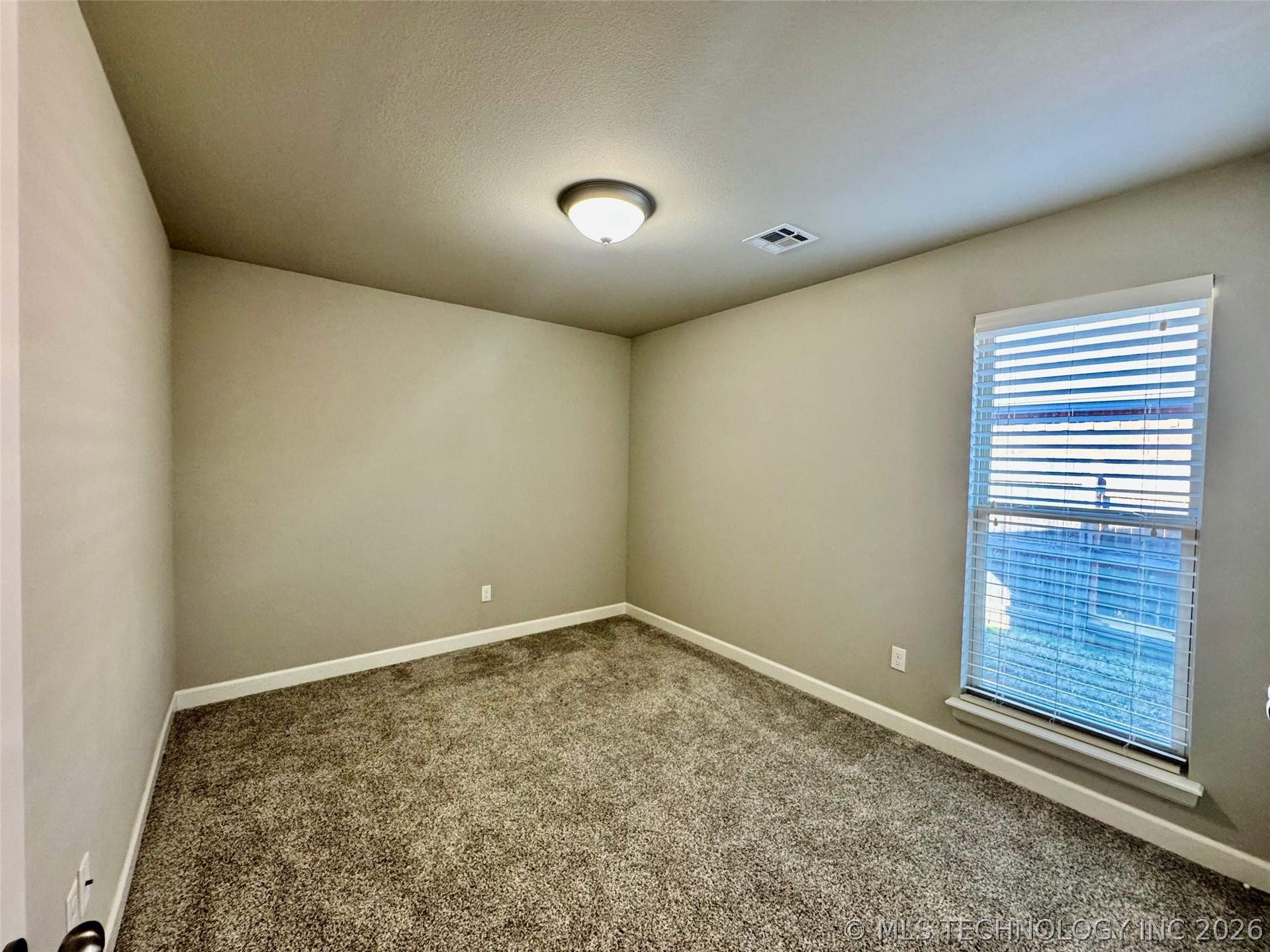 4224 S 185th East Avenue Property Photo 32
