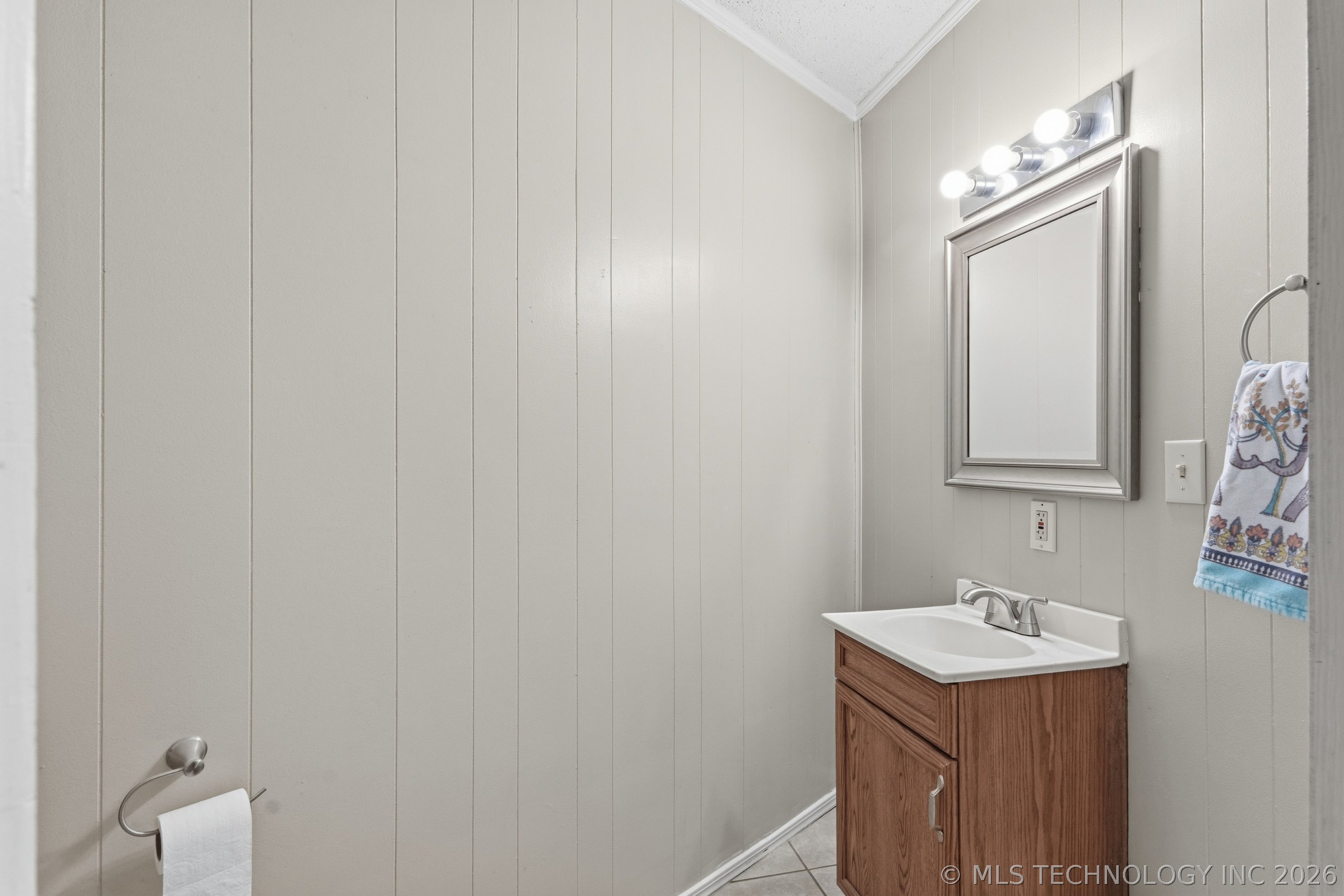 724 N Evanston Avenue Property Photo 21