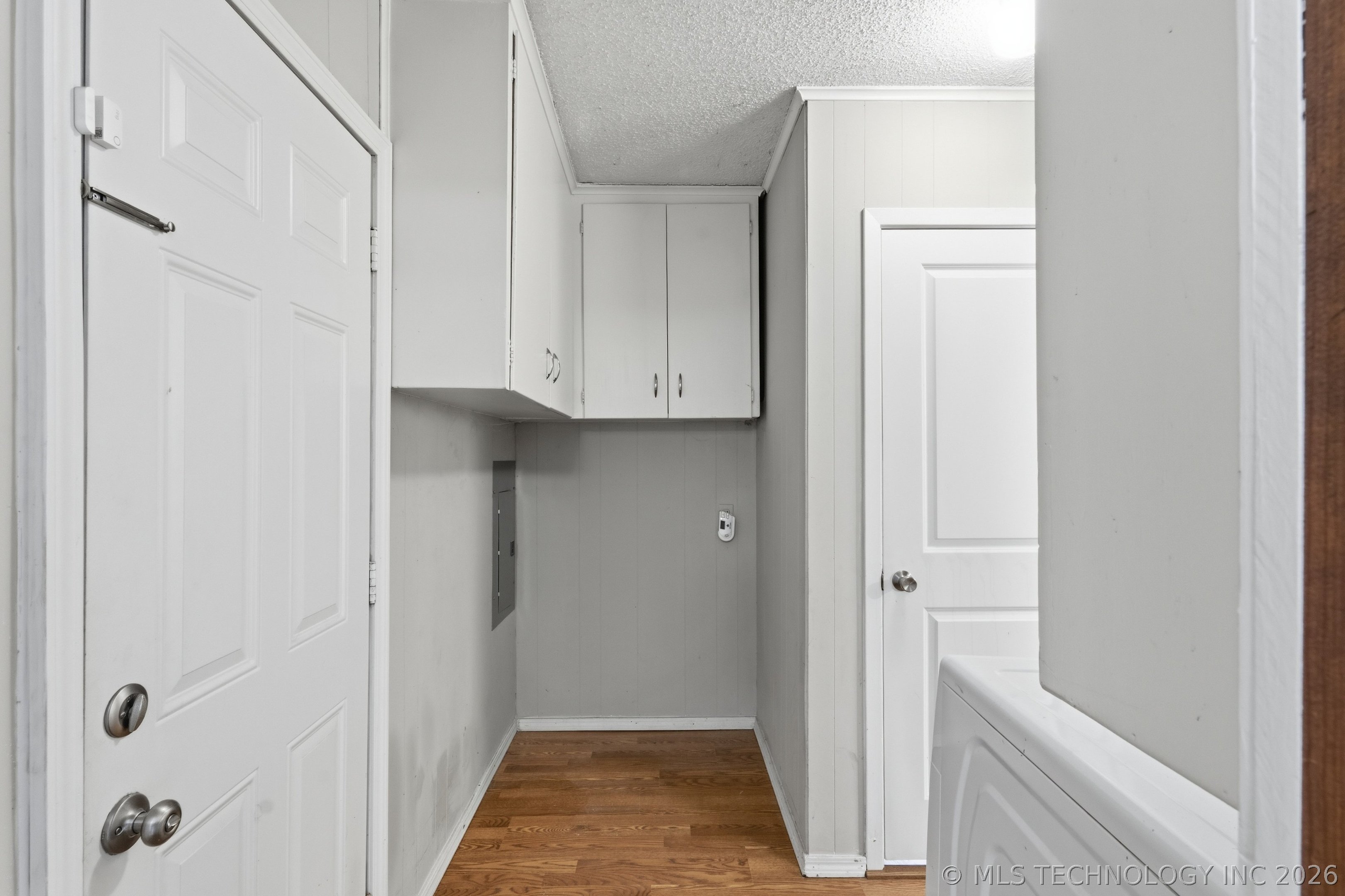 724 N Evanston Avenue Property Photo 22