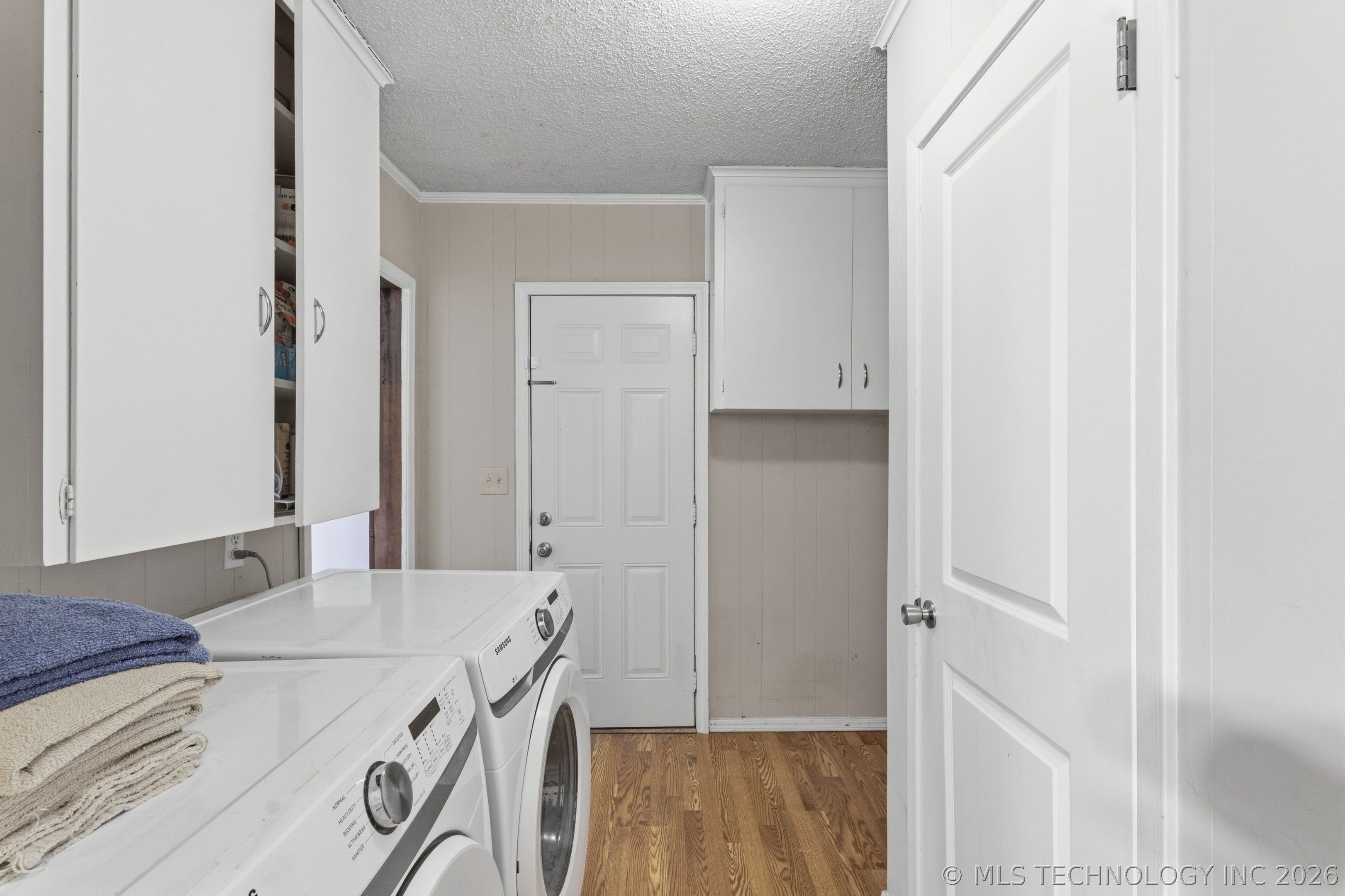 724 N Evanston Avenue Property Photo 23