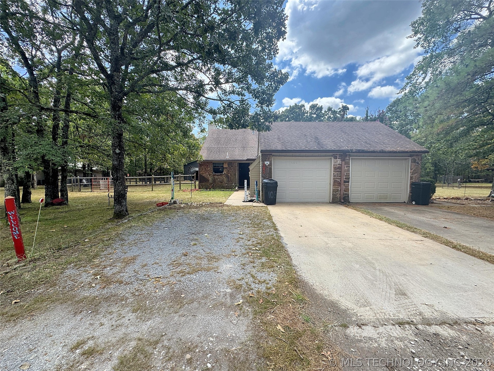 105 Summit Ridge Drive Property Photo 3