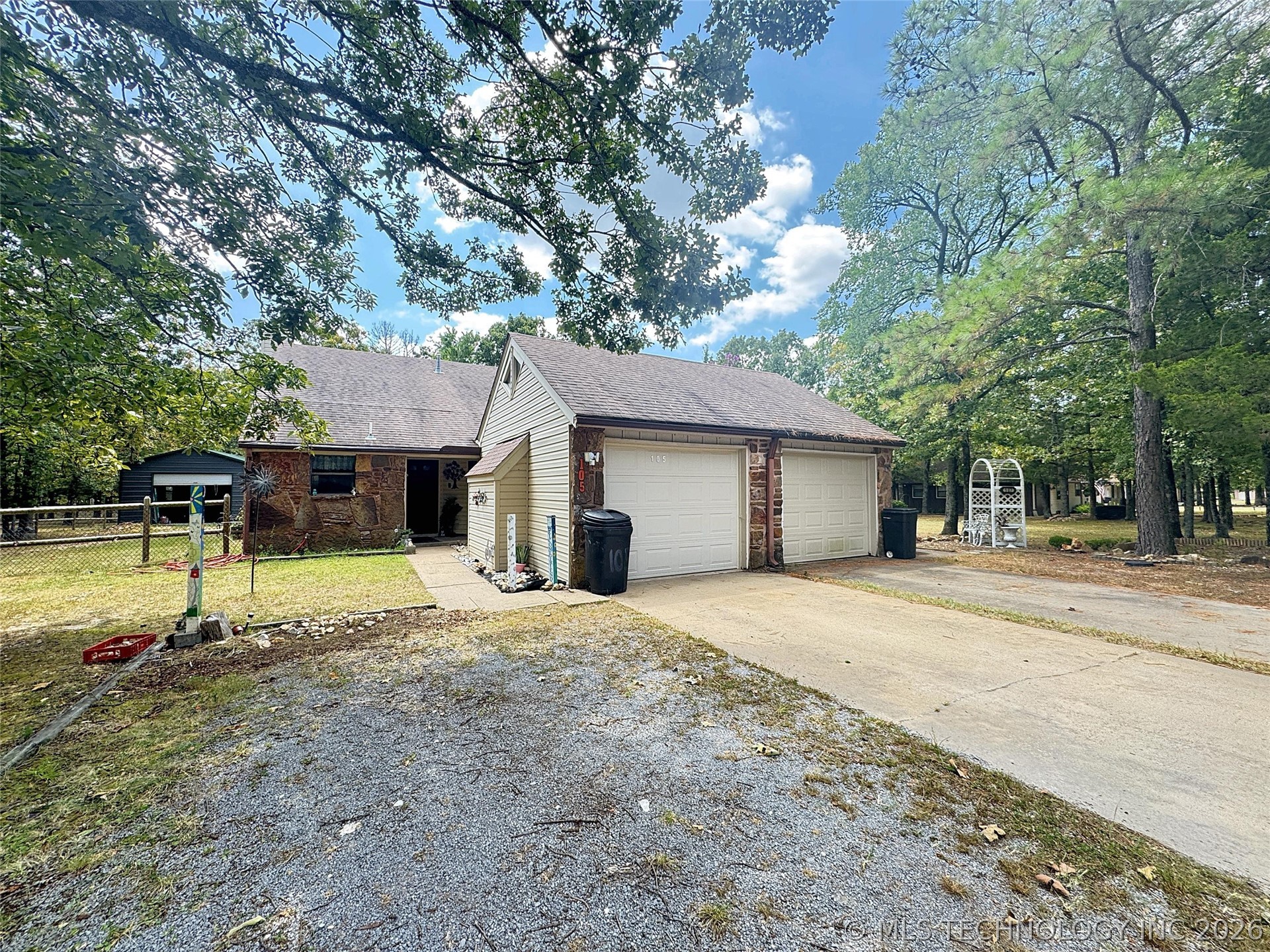 105 Summit Ridge Drive Property Photo 4