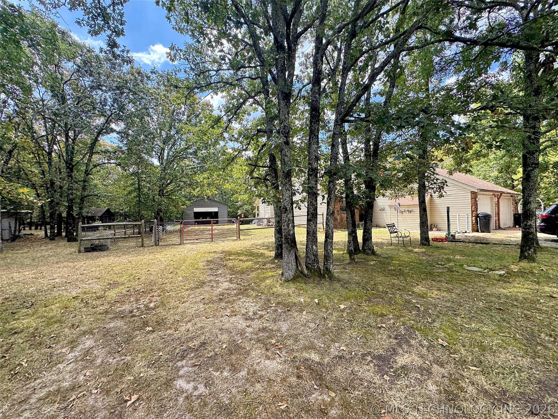105 Summit Ridge Drive Property Photo 9