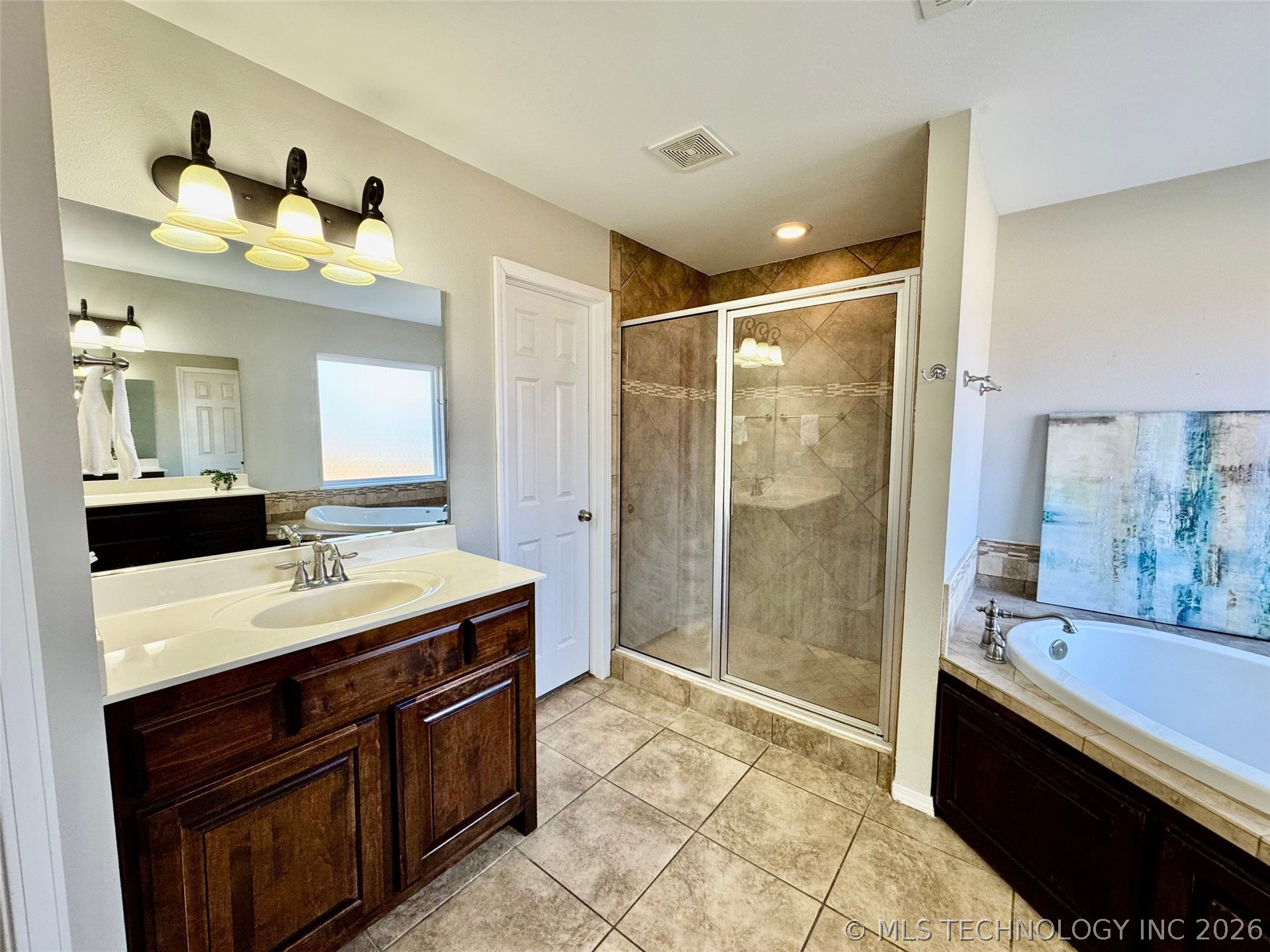 4405 N Oak Avenue Property Photo 27