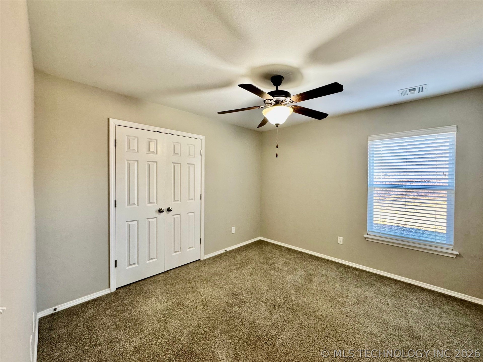 4405 N Oak Avenue Property Photo 39
