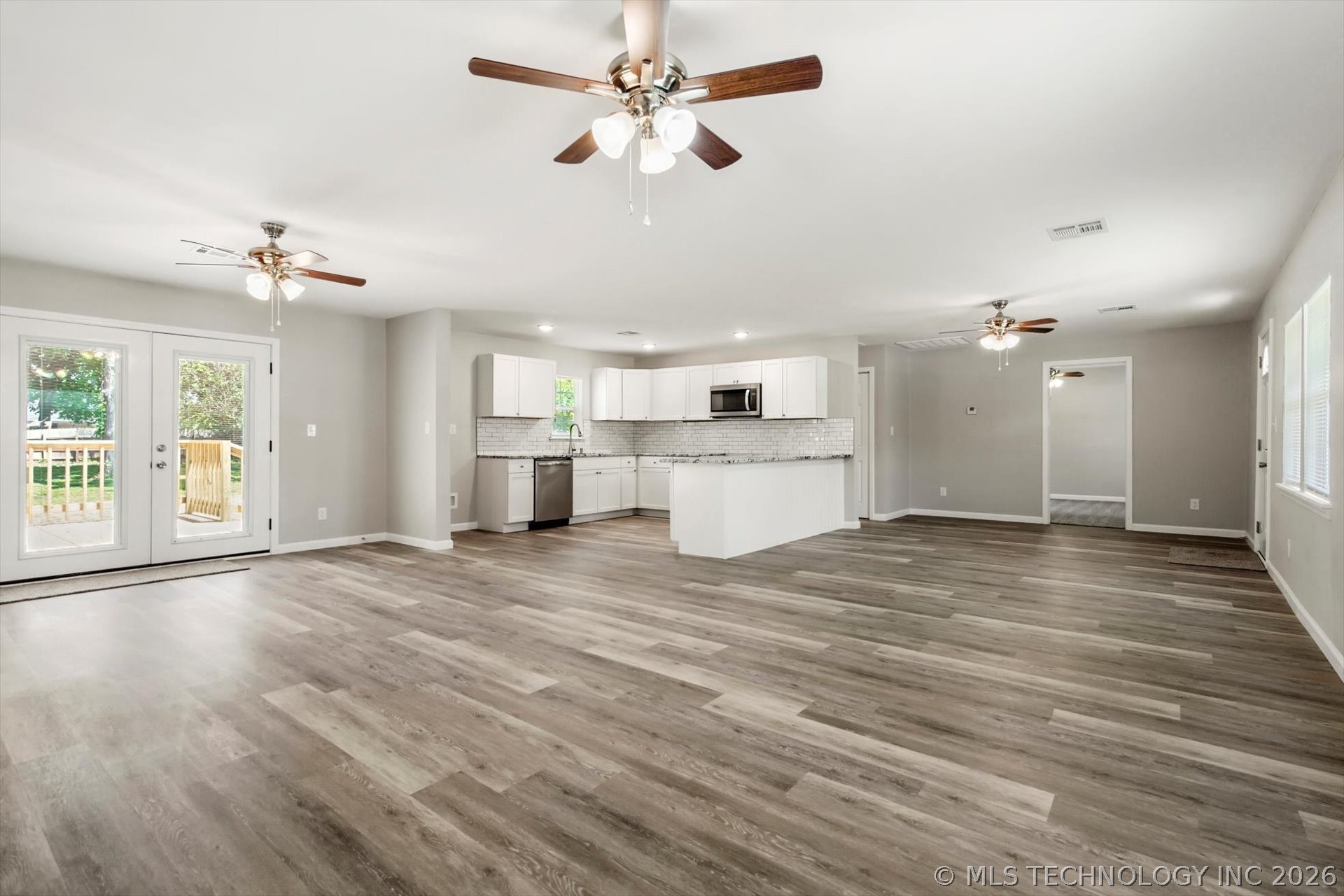 407 N Forest Street Property Photo 6