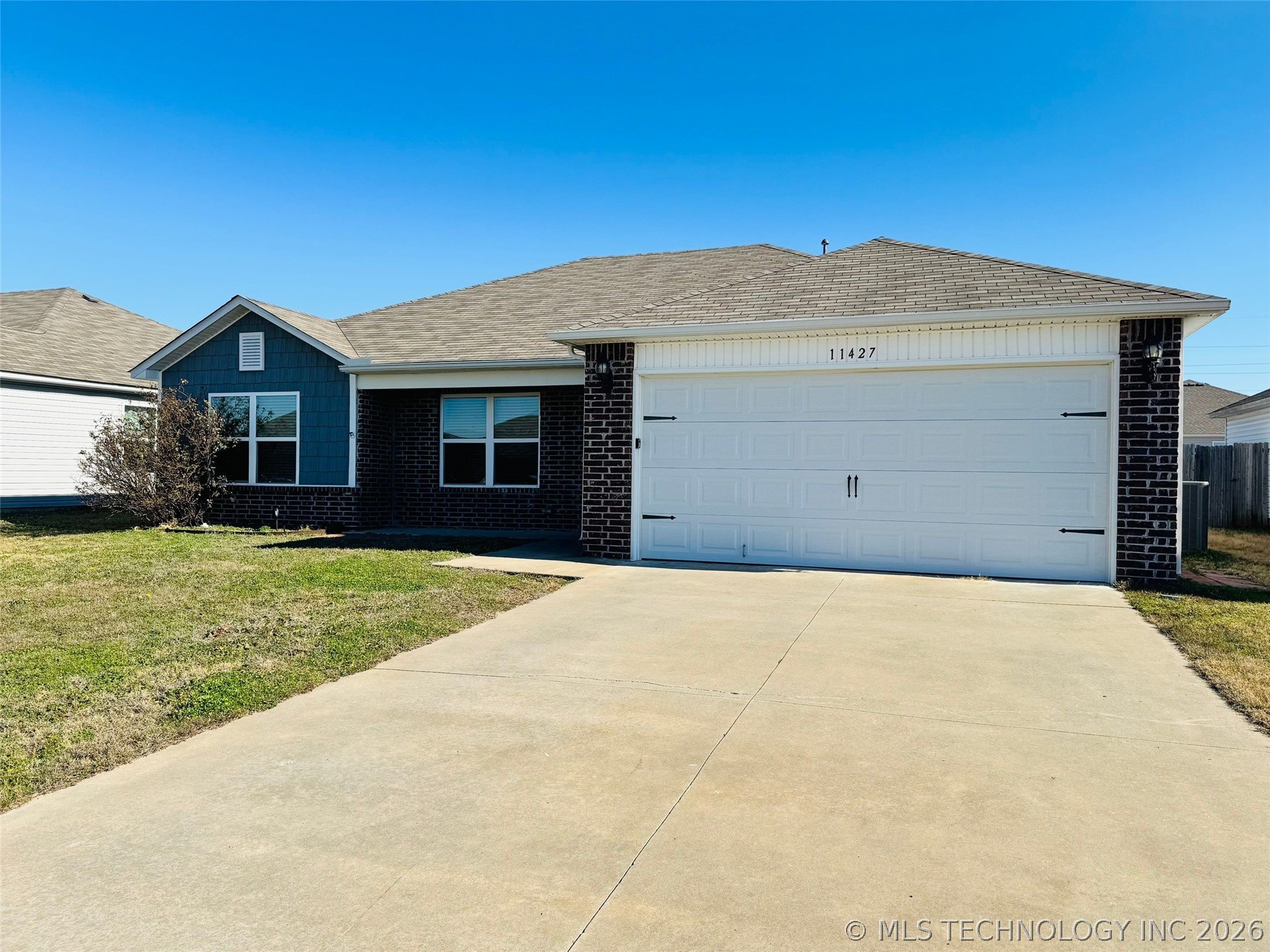 11427 S 239th East Avenue Property Photo 4