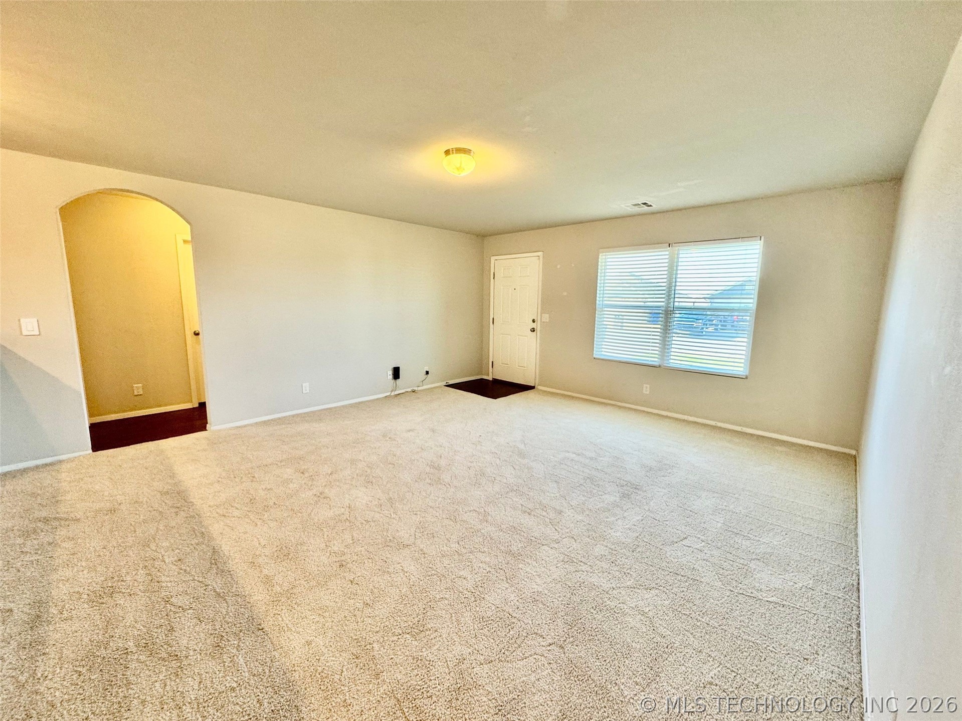 11427 S 239th East Avenue Property Photo 5