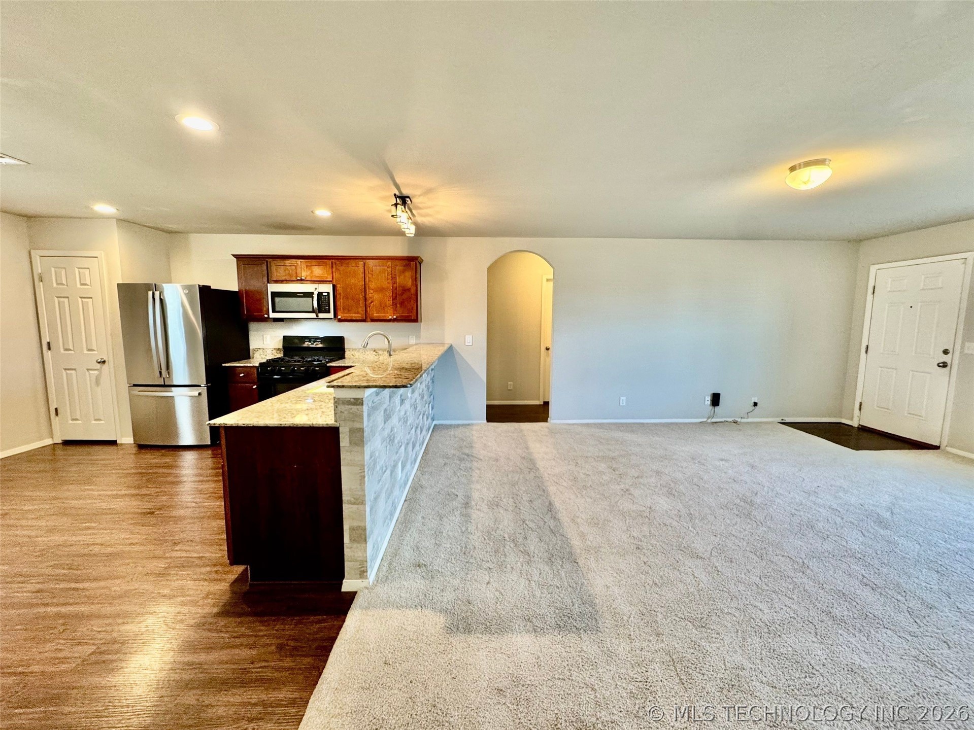 11427 S 239th East Avenue Property Photo 17