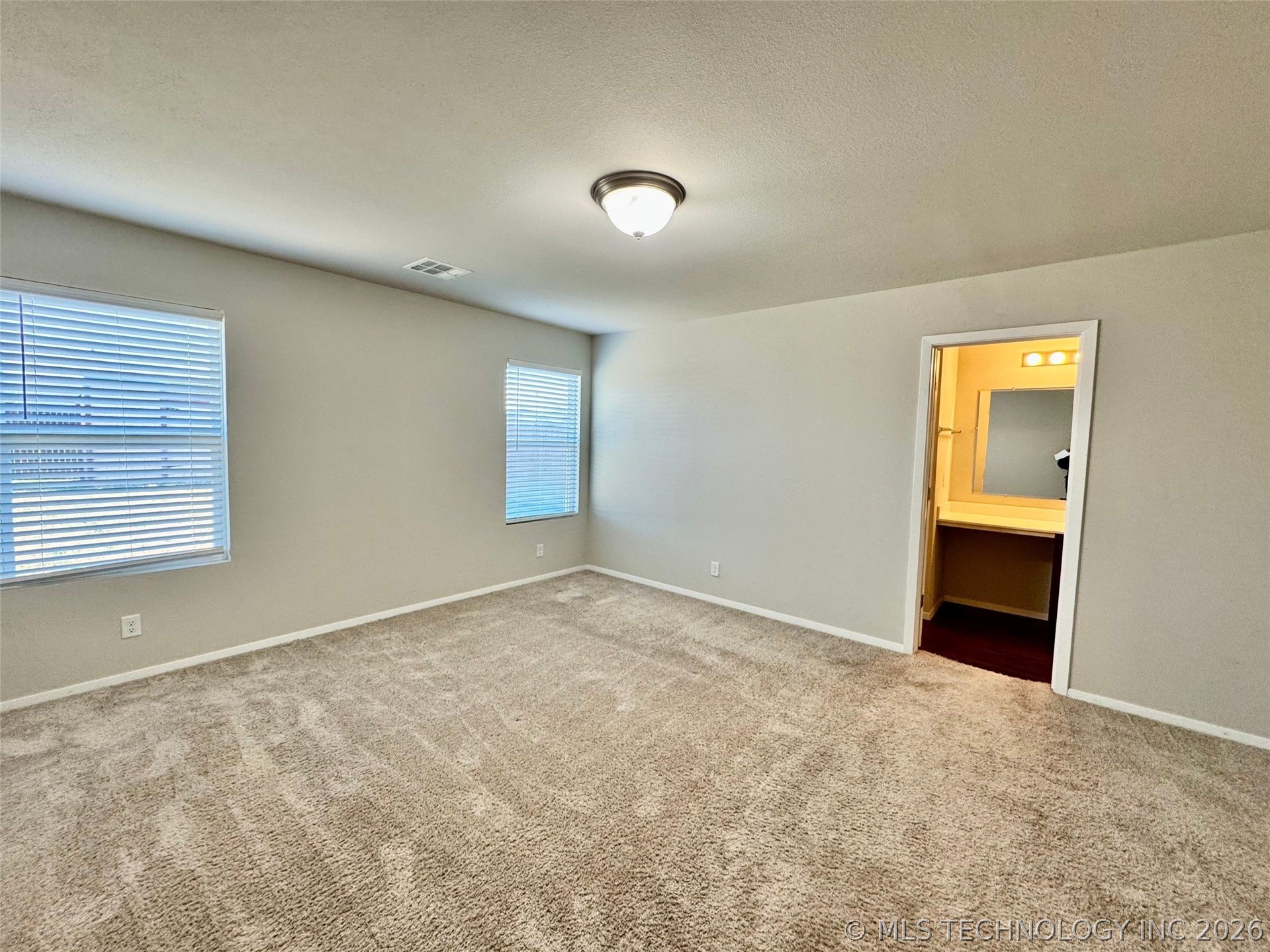 11427 S 239th East Avenue Property Photo 21
