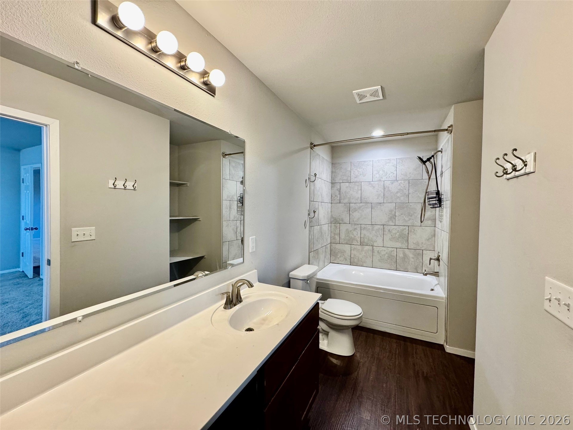 11427 S 239th East Avenue Property Photo 24