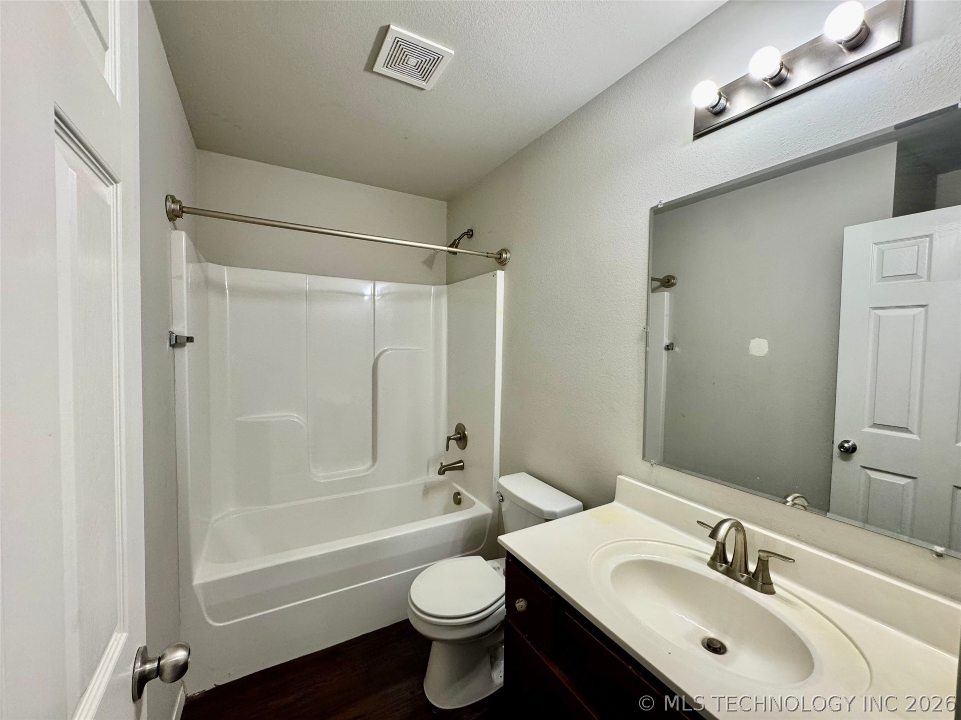11427 S 239th East Avenue Property Photo 30