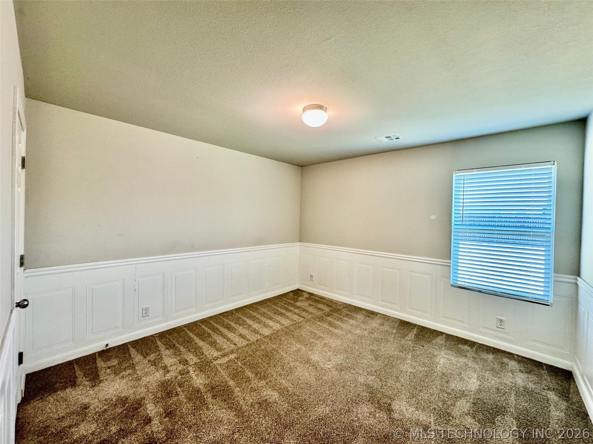 11427 S 239th East Avenue Property Photo 33