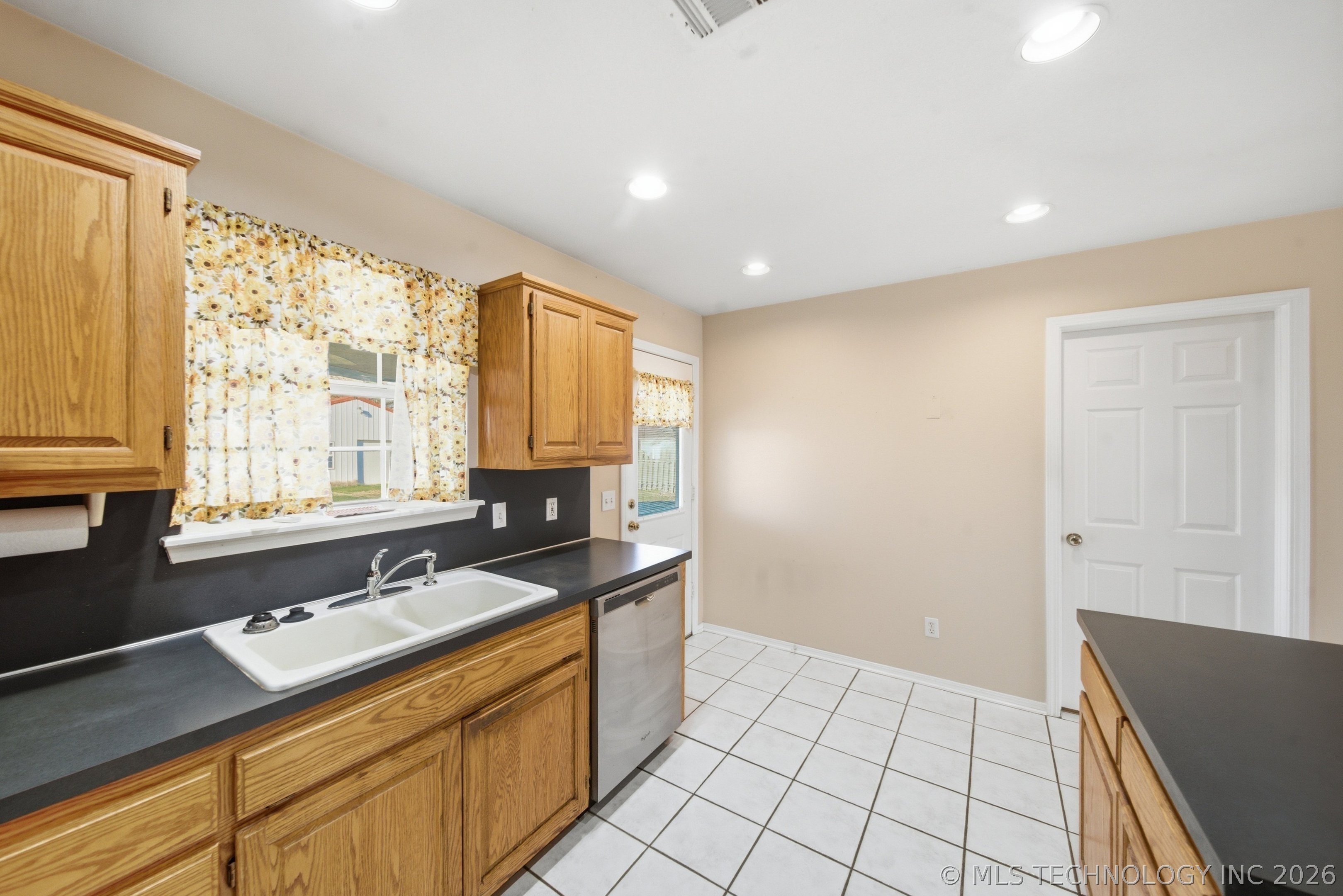 35365 E 141st Street S Property Photo 14