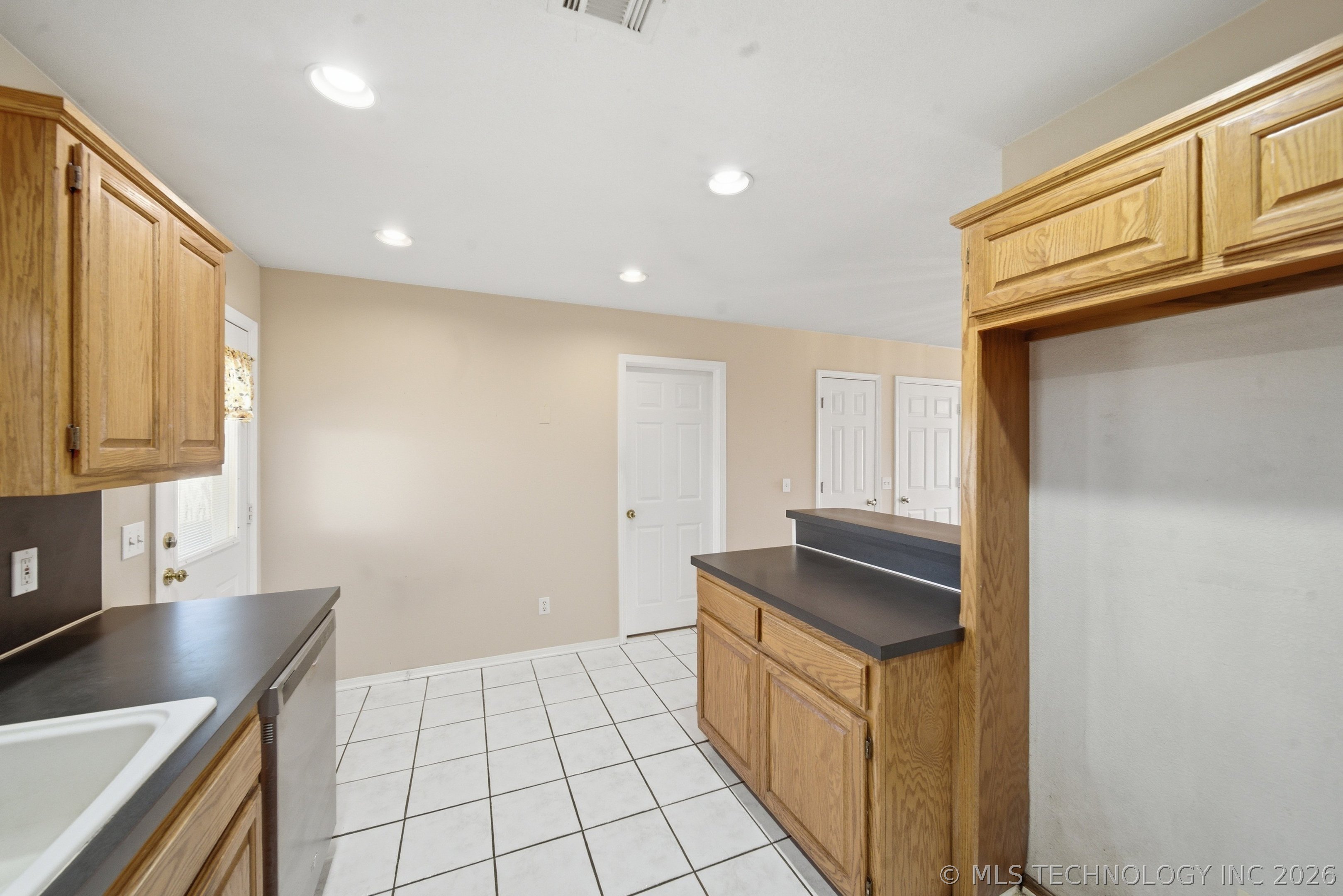 35365 E 141st Street S Property Photo 18