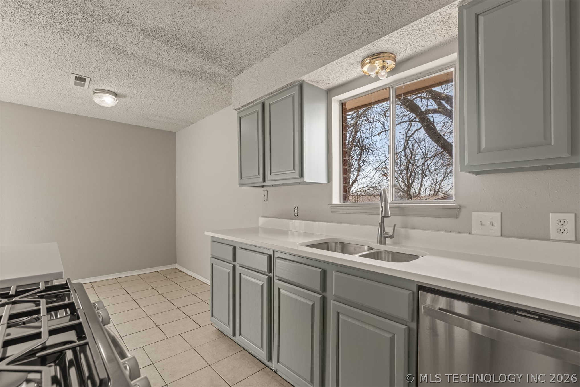 12444 E 13th Street Property Photo 15