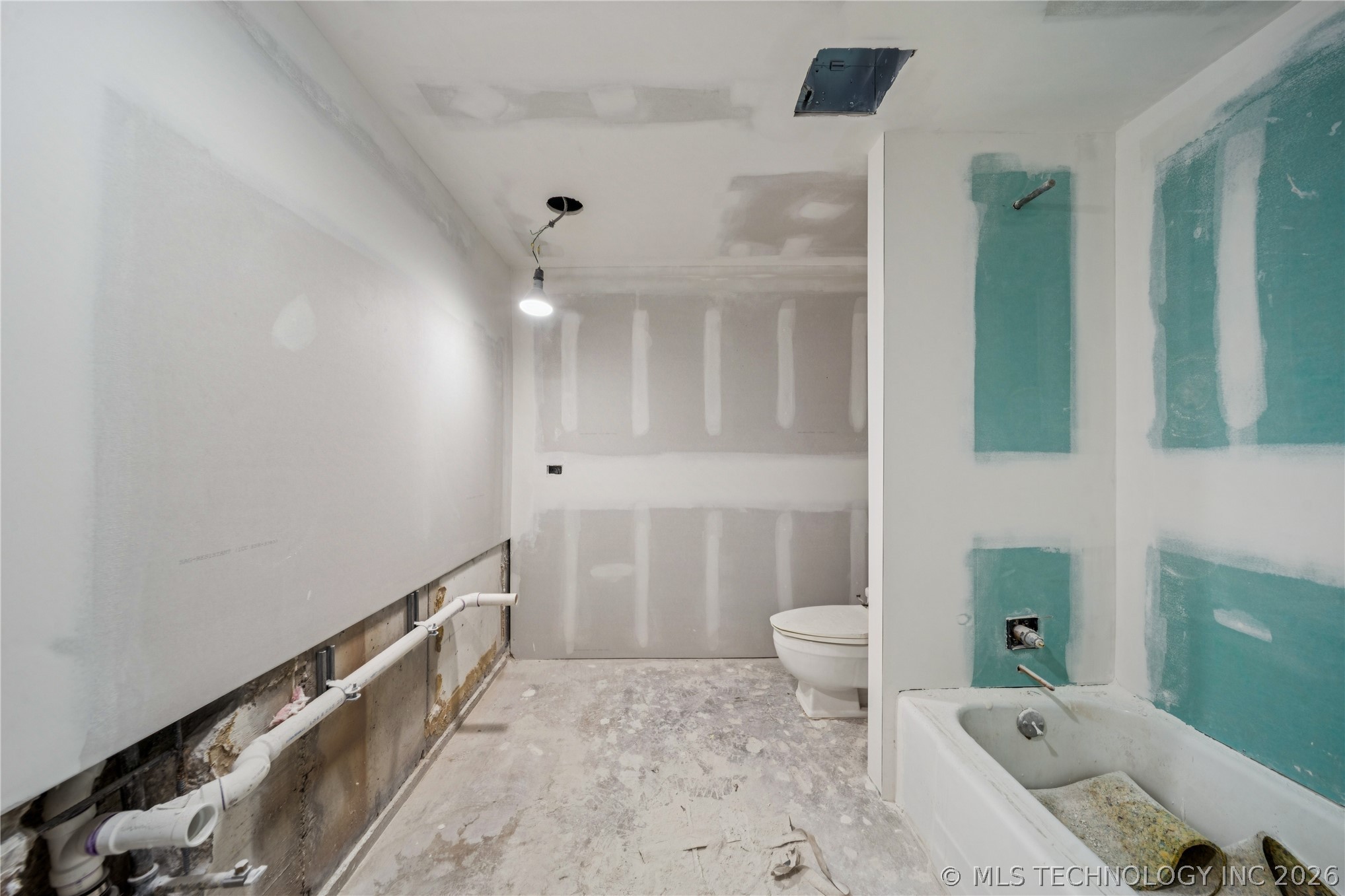 611 W 15th Street A-1 Property Photo 28