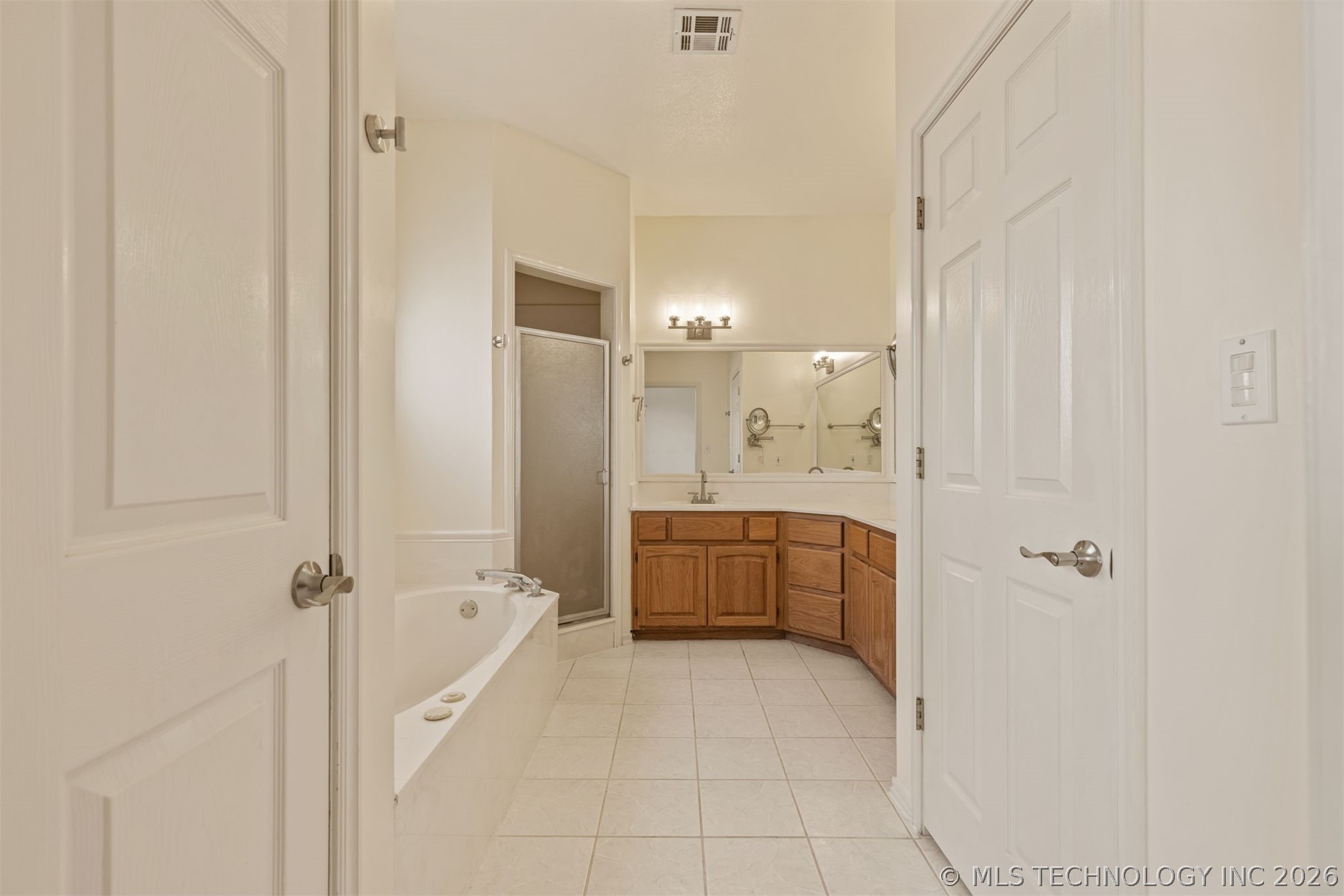 7916 N 125th East Avenue Property Photo 23