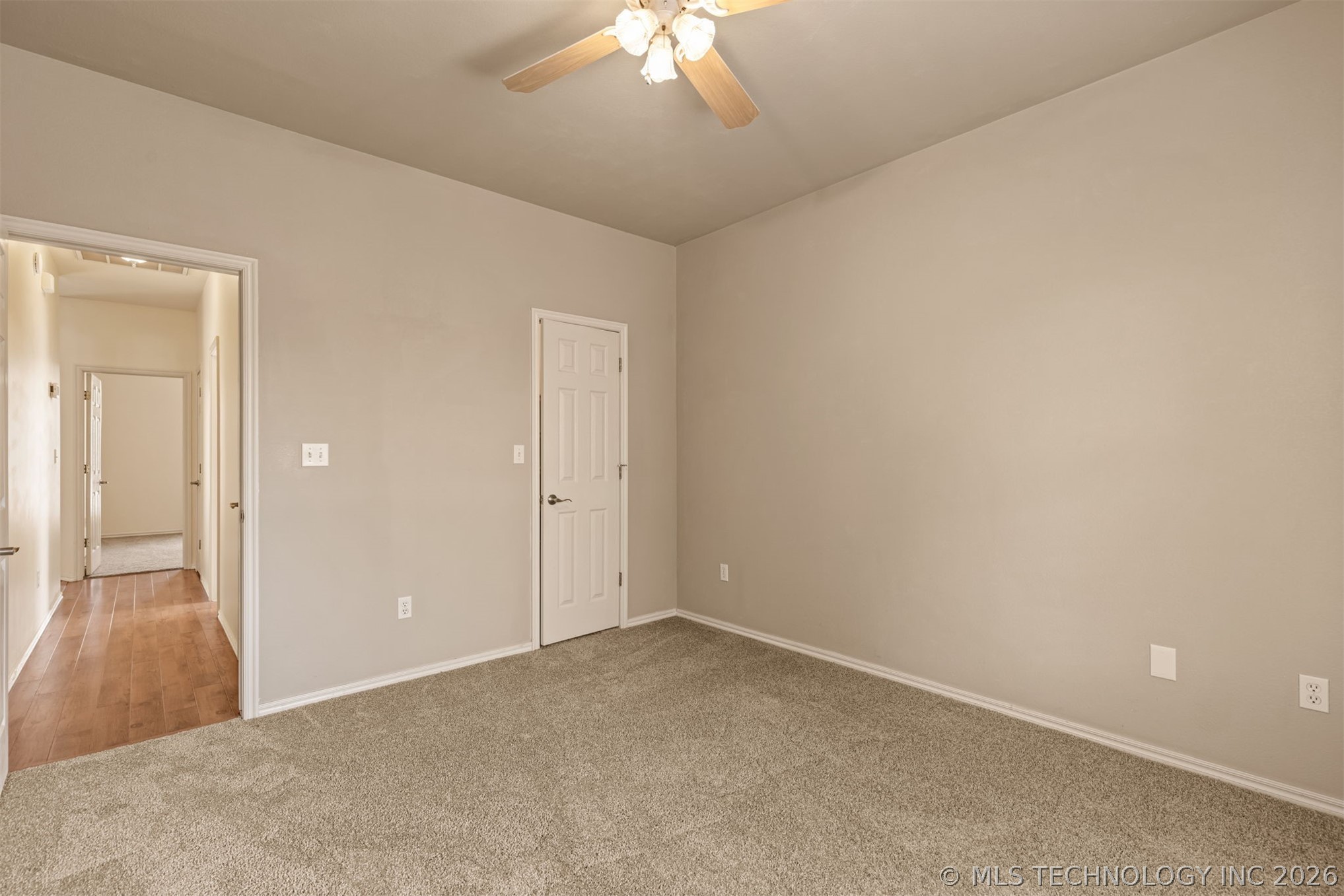 7916 N 125th East Avenue Property Photo 32