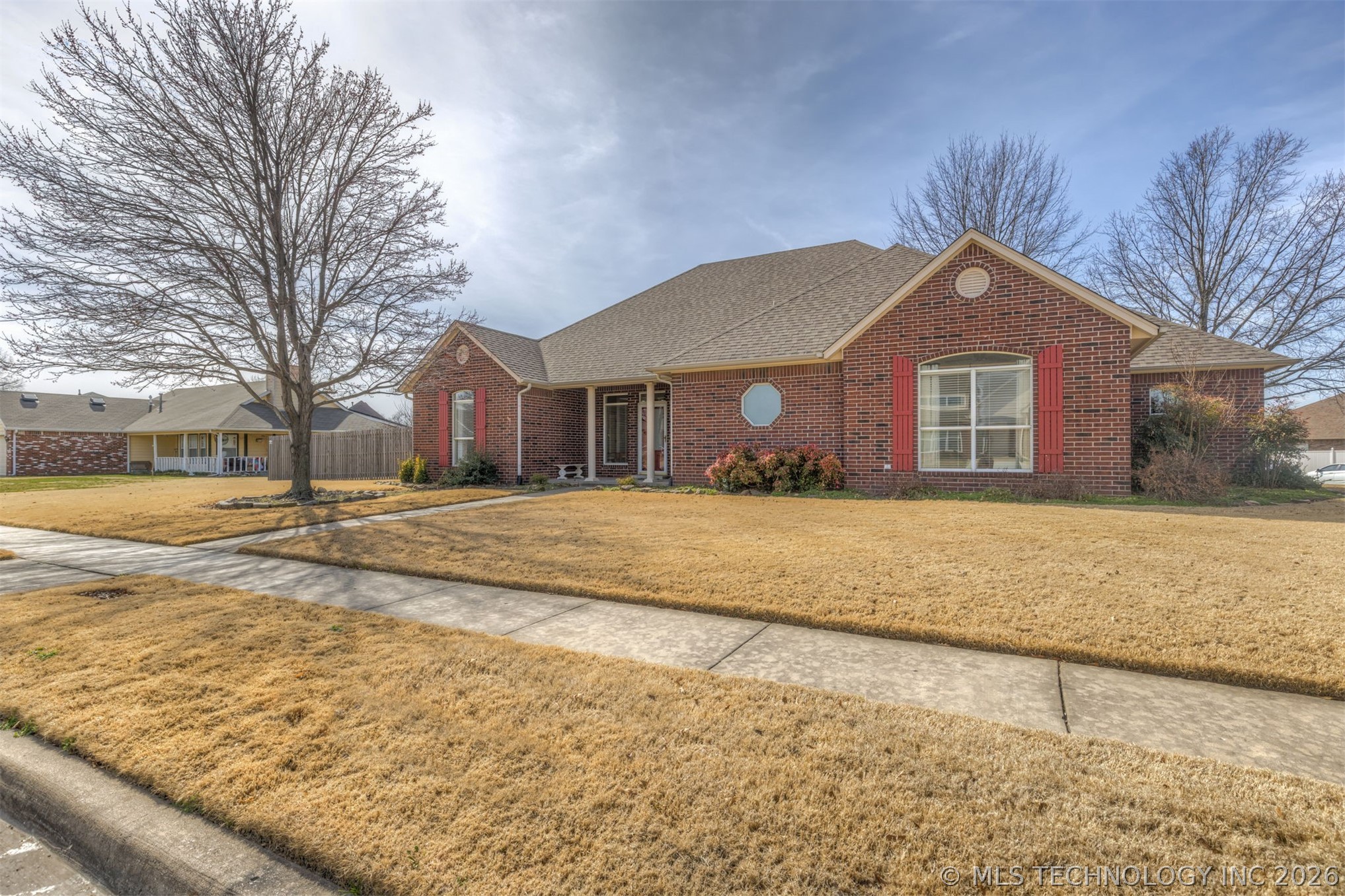 7916 N 125th East Avenue Property Photo 47