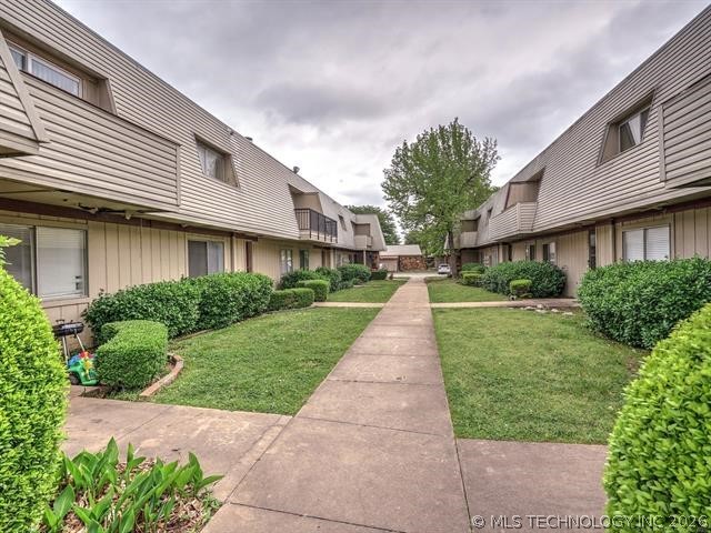 6618 S Zunis Avenue 210 Property Photo 2