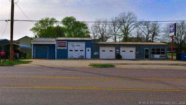 1019 S Mississippi Property Photo 3