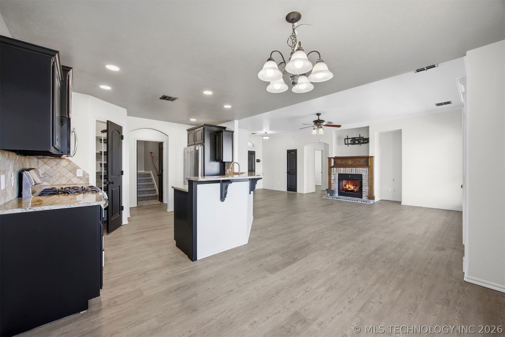 4708 N Narcissus Avenue Property Photo 10