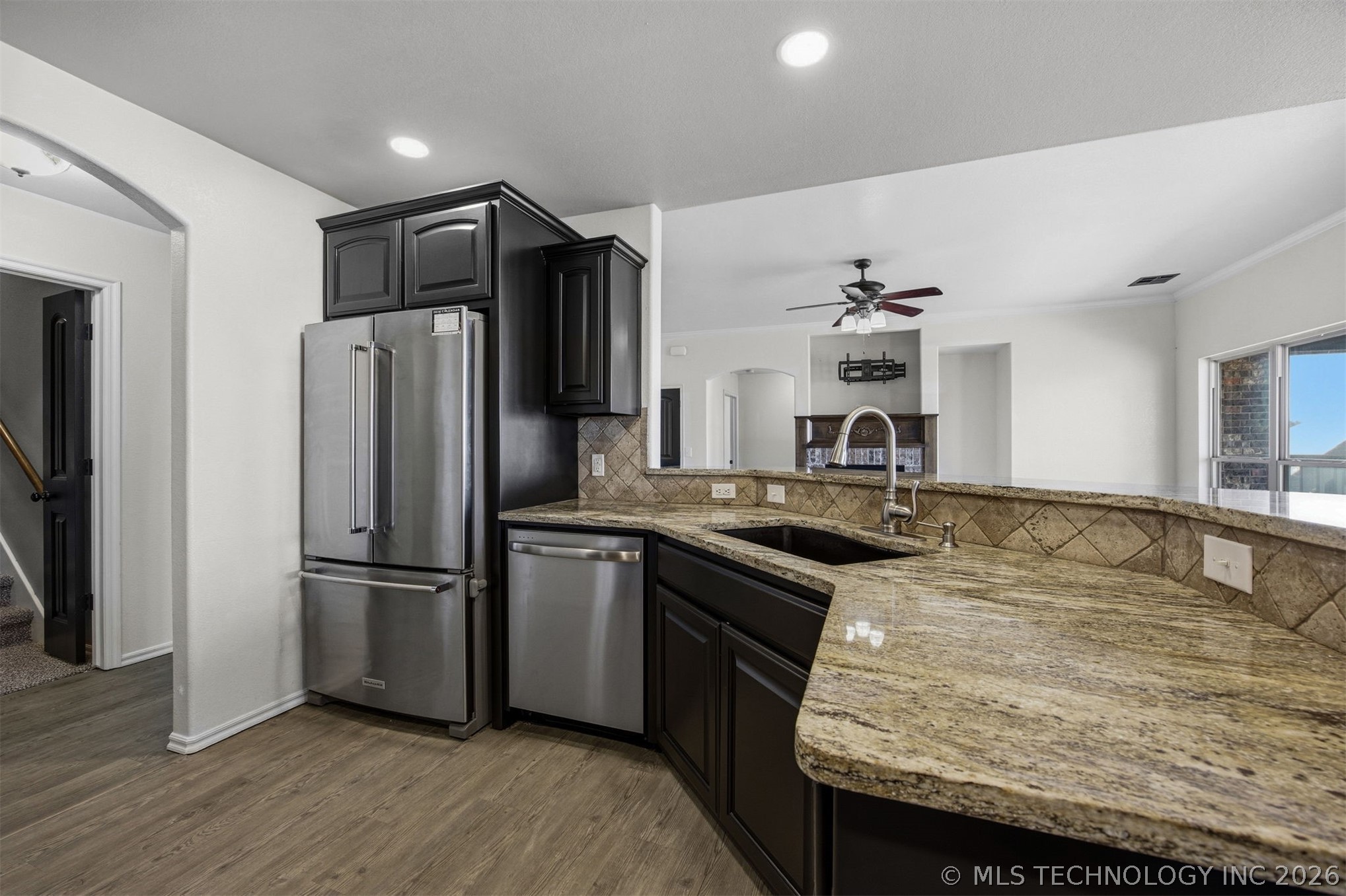 4708 N Narcissus Avenue Property Photo 13