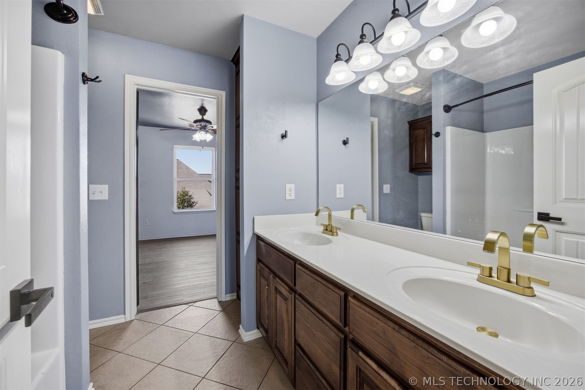 4708 N Narcissus Avenue Property Photo 39