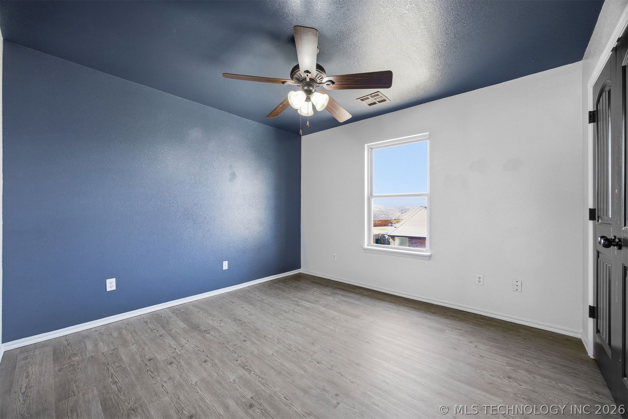 4708 N Narcissus Avenue Property Photo 42