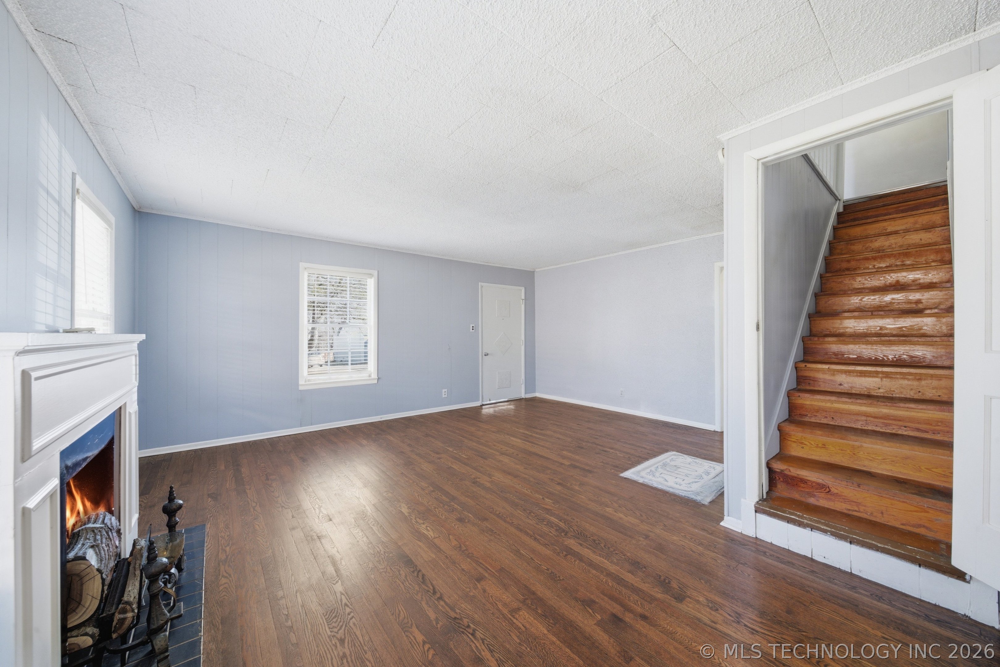 1633 S Maple Avenue Property Photo 7