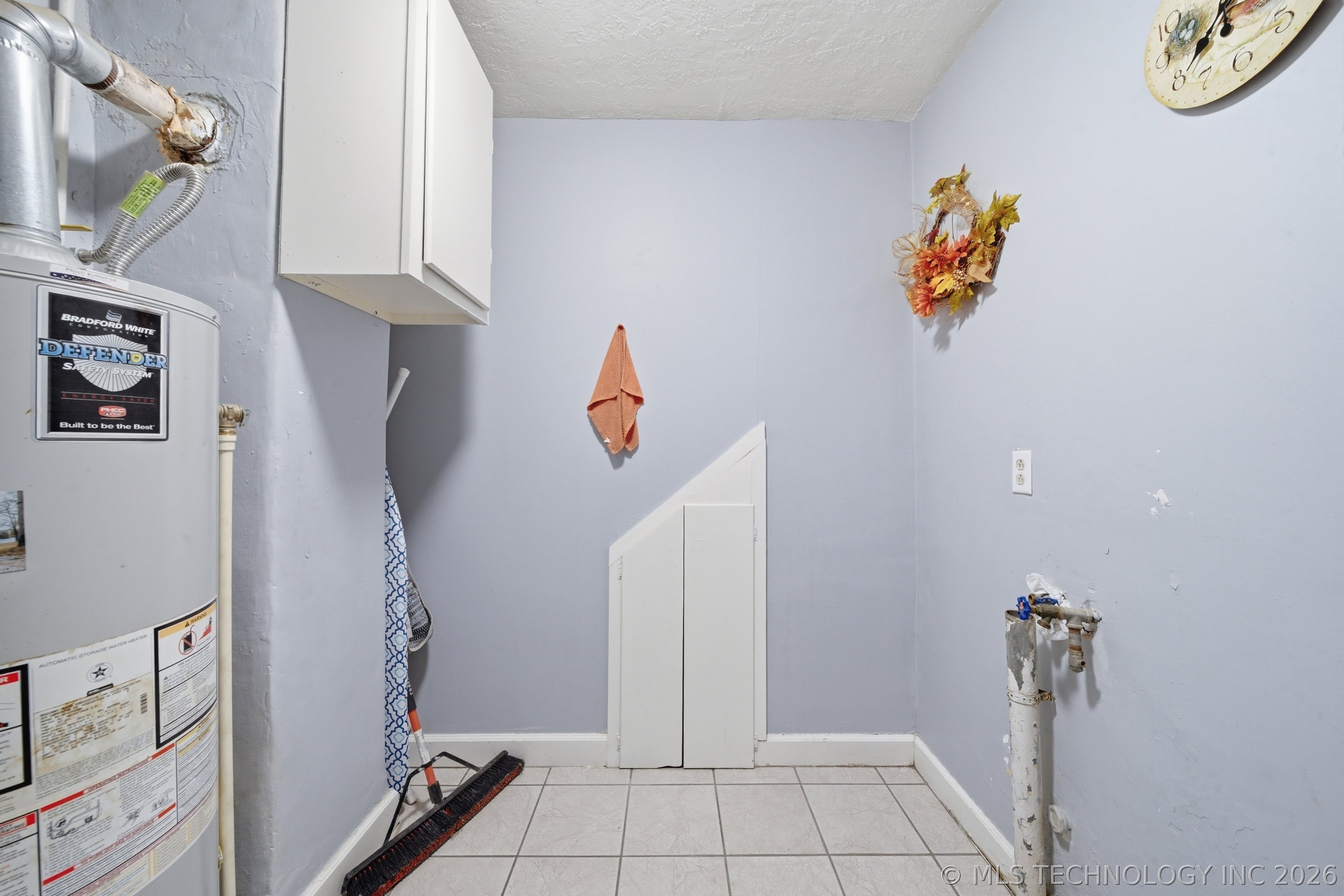 1633 S Maple Avenue Property Photo 12
