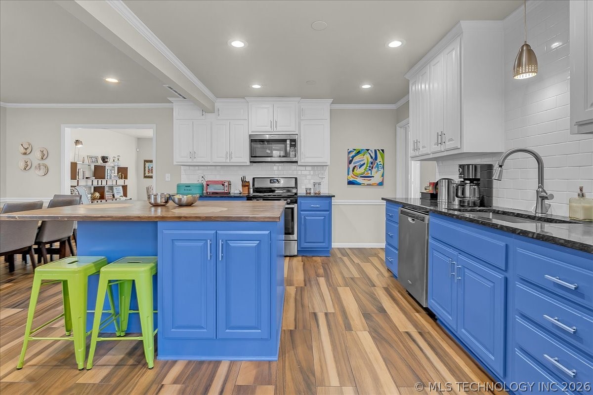 6751 S 71st East Avenue Property Photo 21