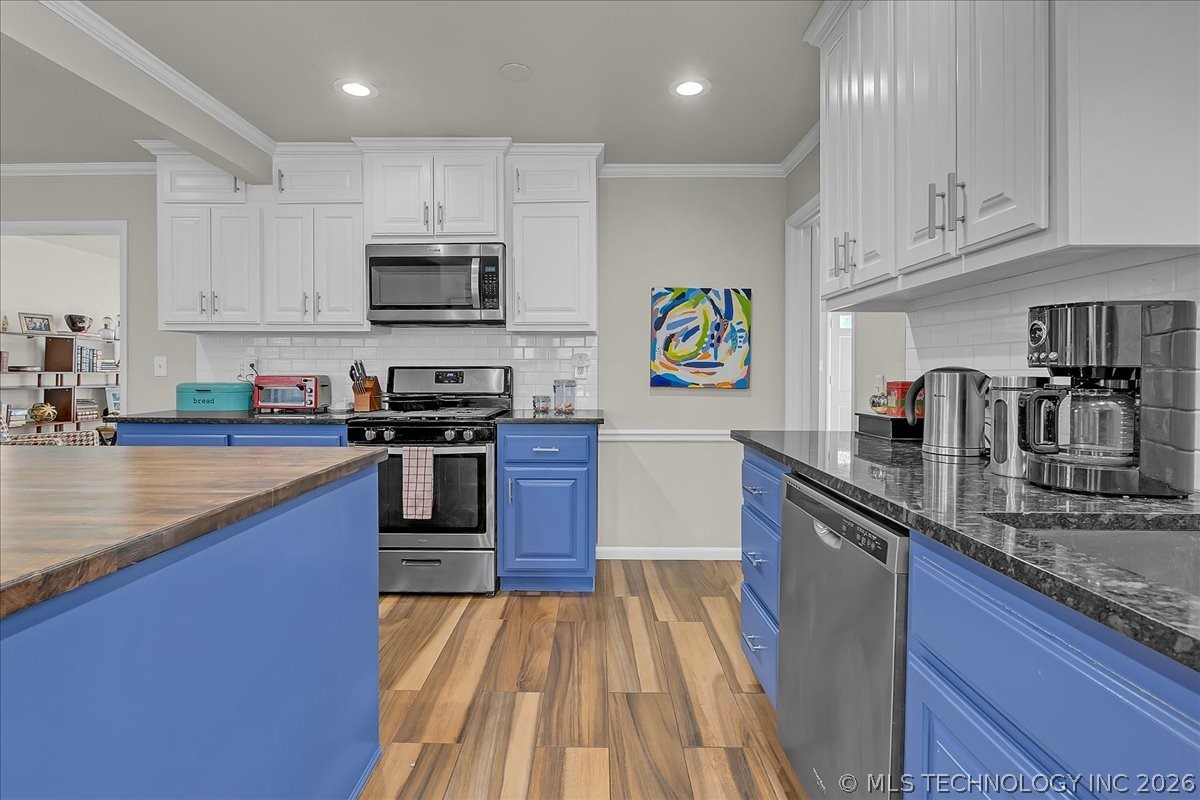 6751 S 71st East Avenue Property Photo 22