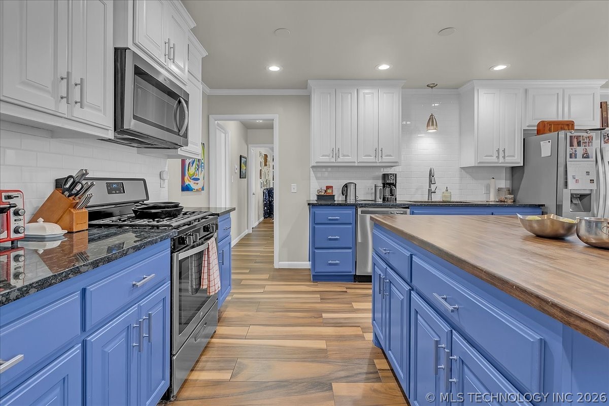 6751 S 71st East Avenue Property Photo 27