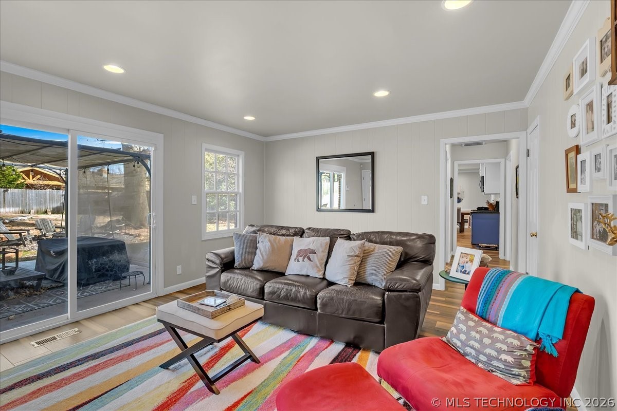 6751 S 71st East Avenue Property Photo 35