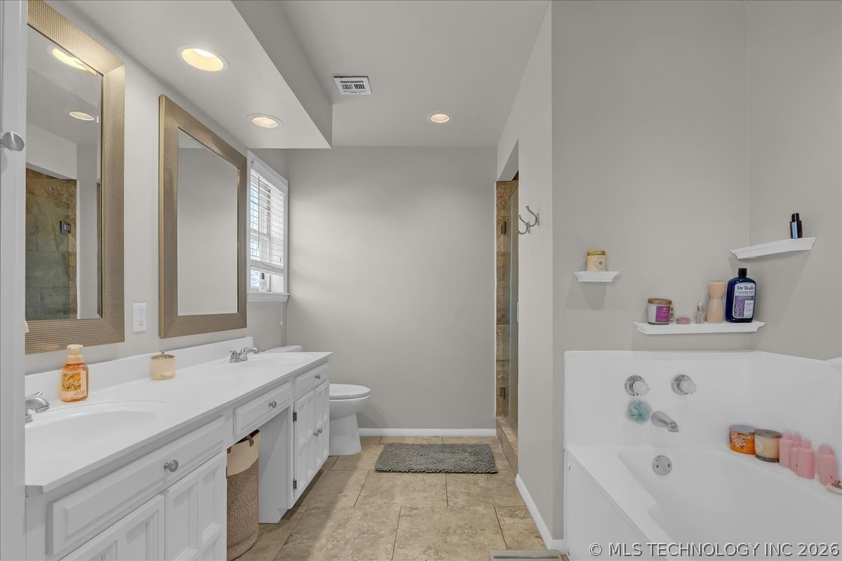 6751 S 71st East Avenue Property Photo 51