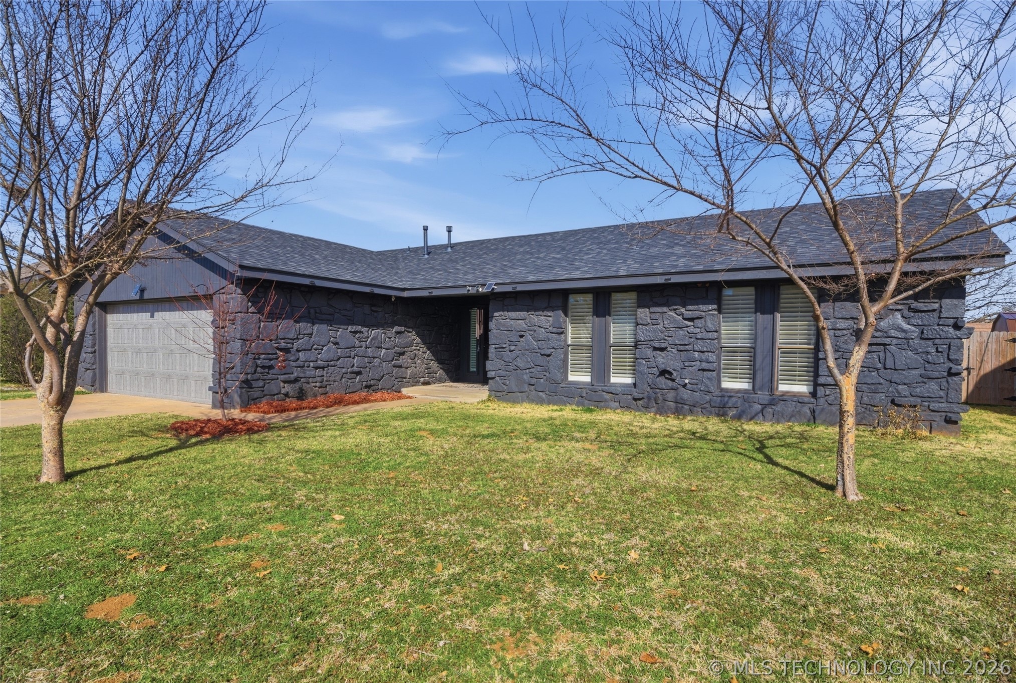 411 Overholt Drive Property Photo 3