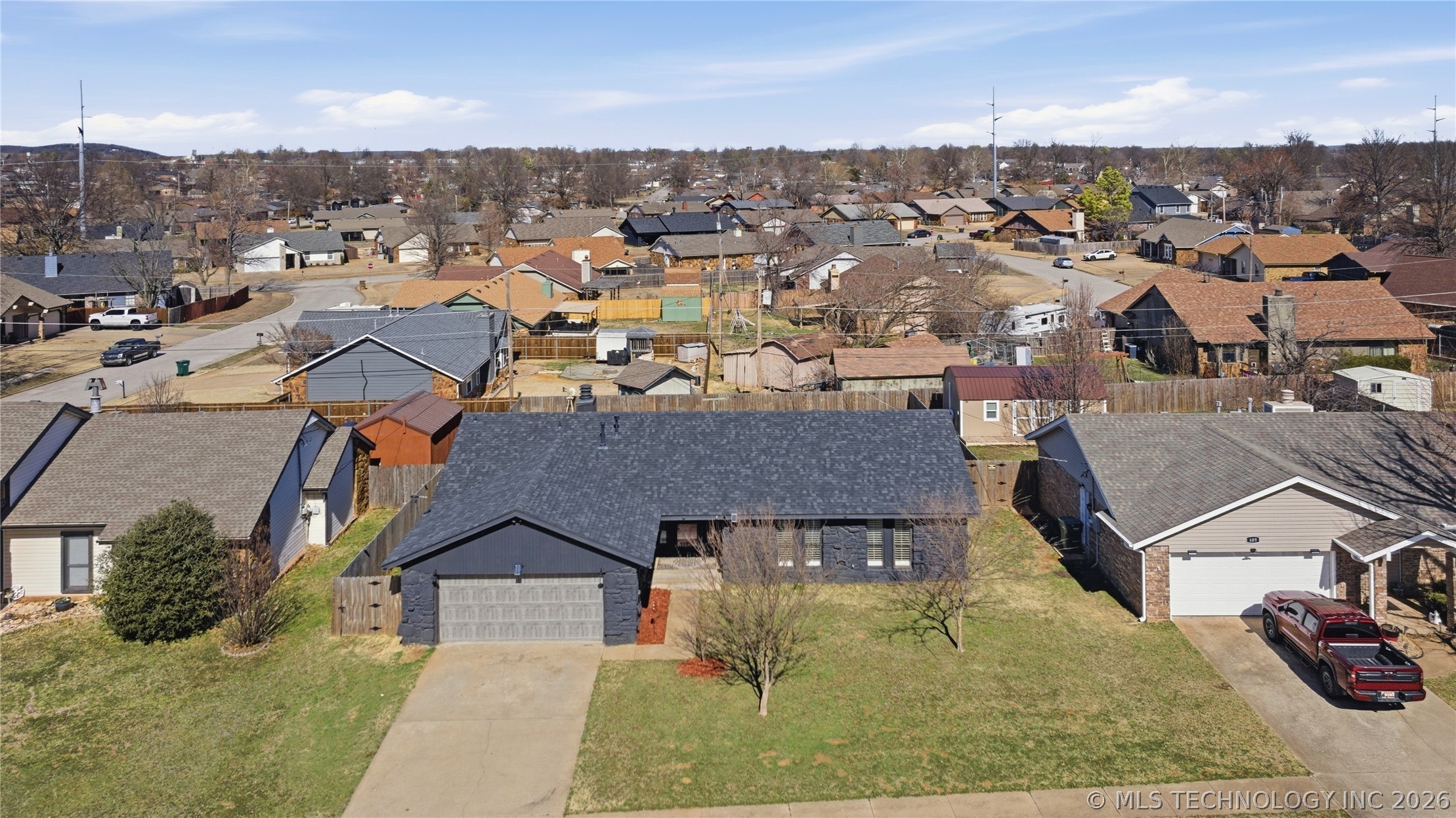 411 Overholt Drive Property Photo 4