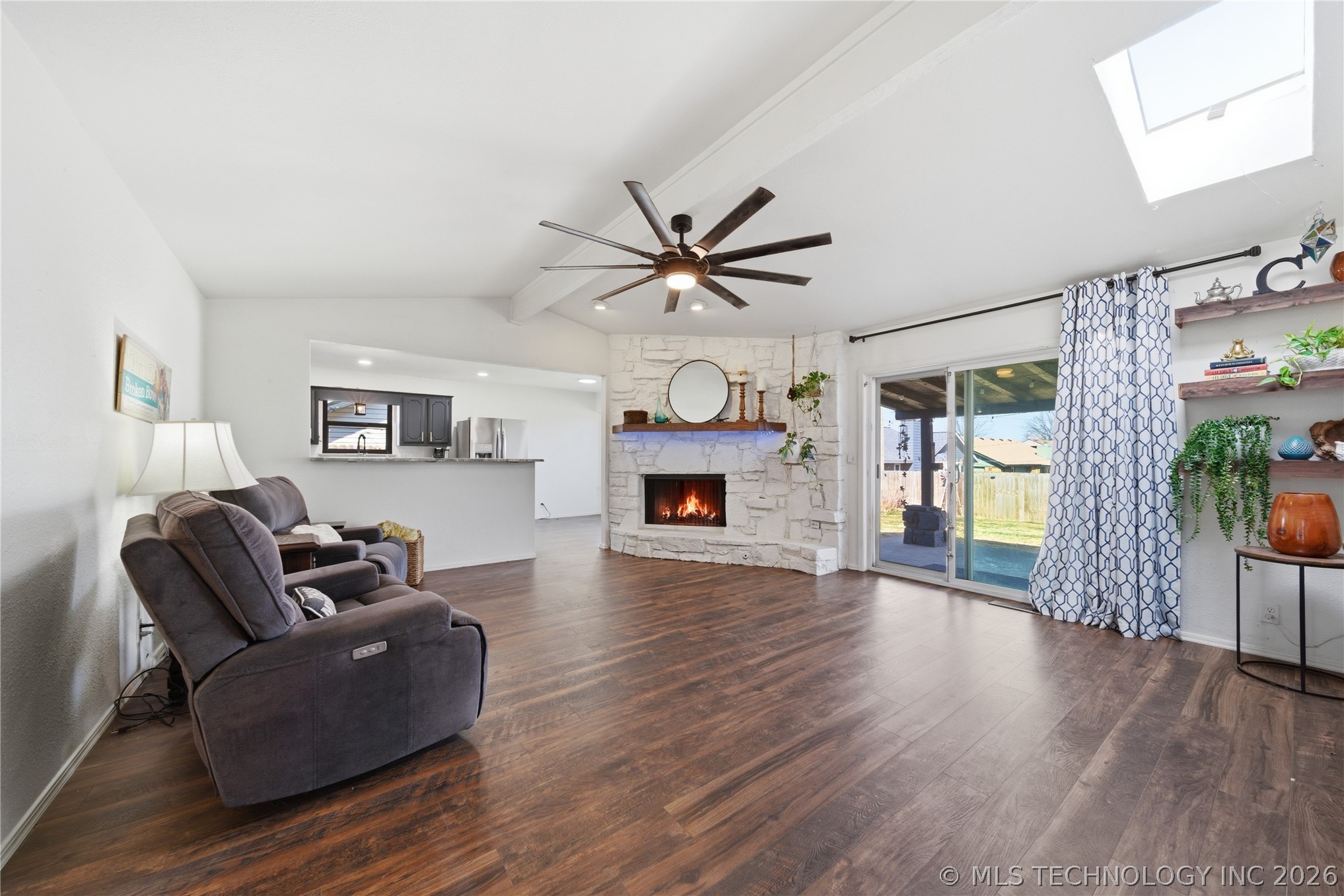 411 Overholt Drive Property Photo 9