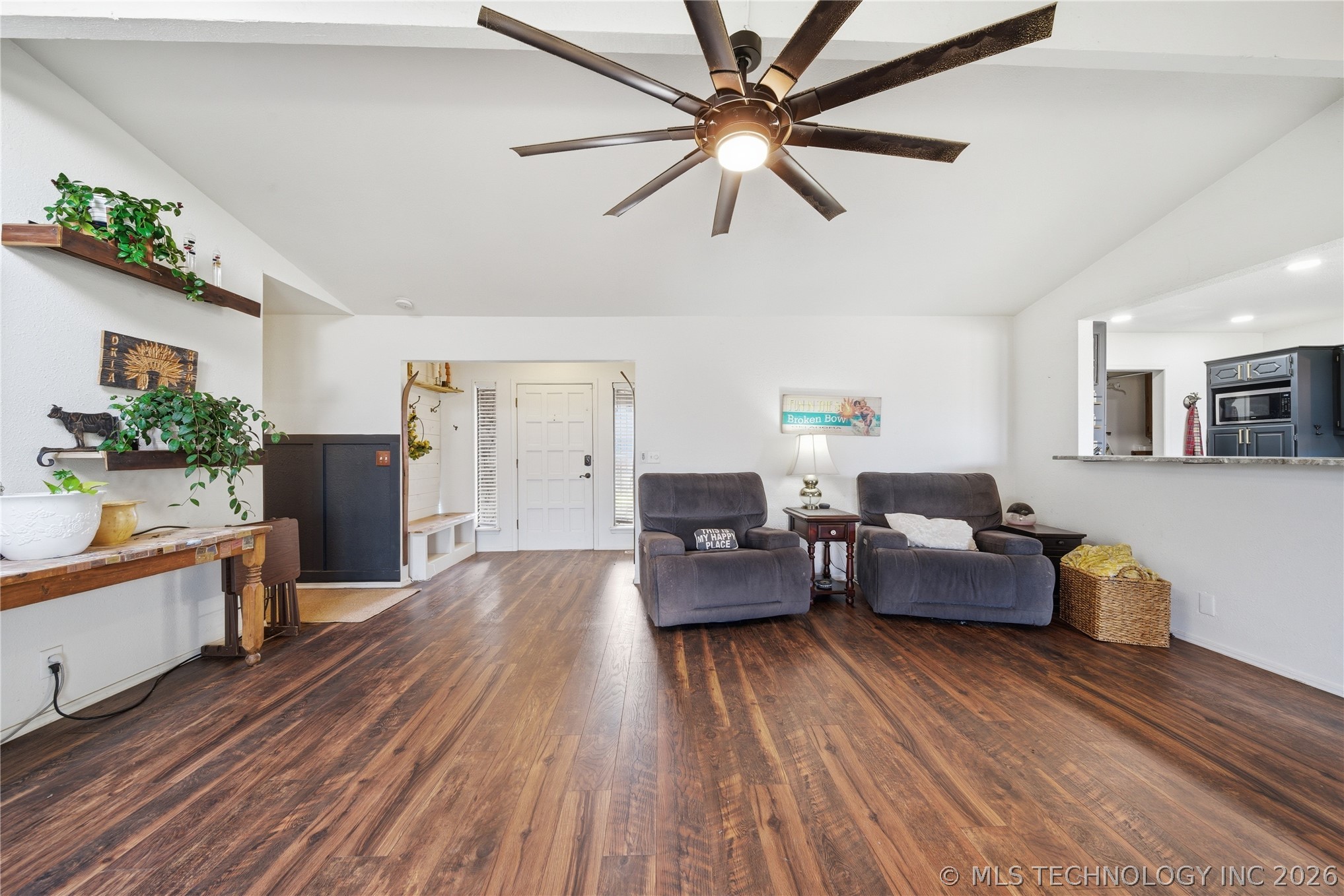 411 Overholt Drive Property Photo 10