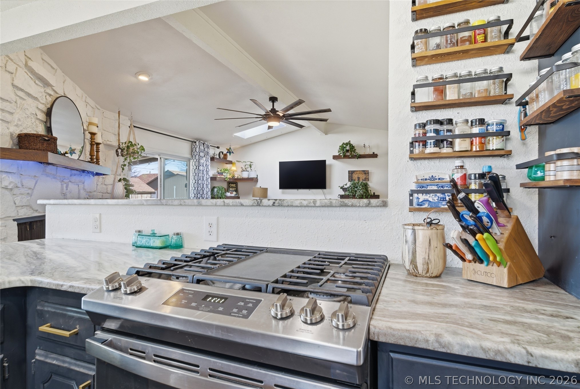 411 Overholt Drive Property Photo 16