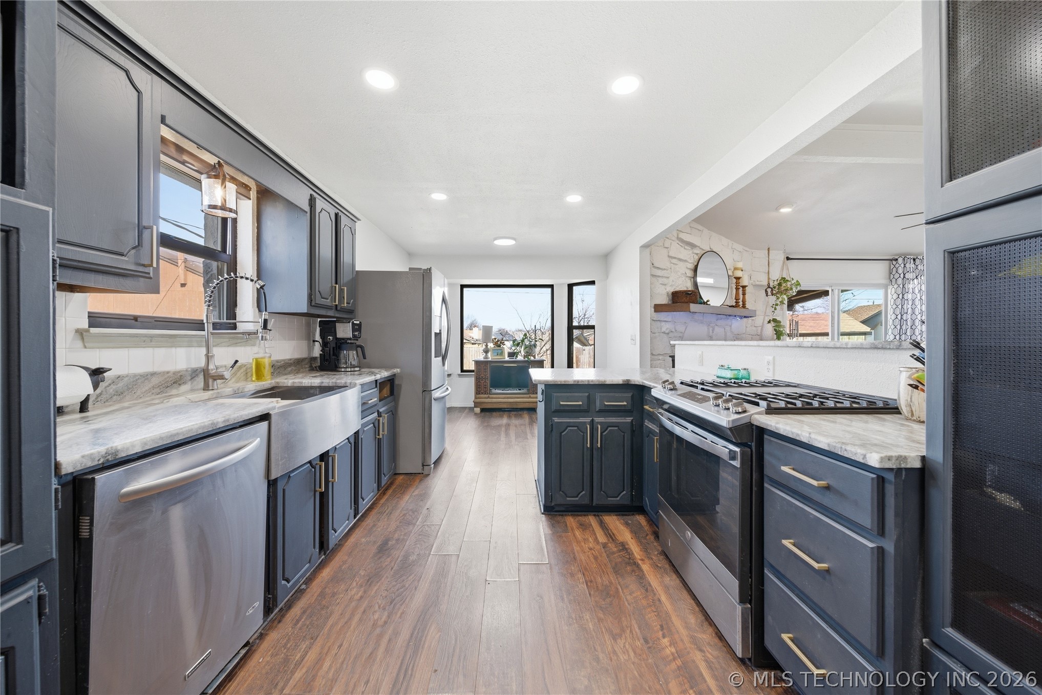 411 Overholt Drive Property Photo 18