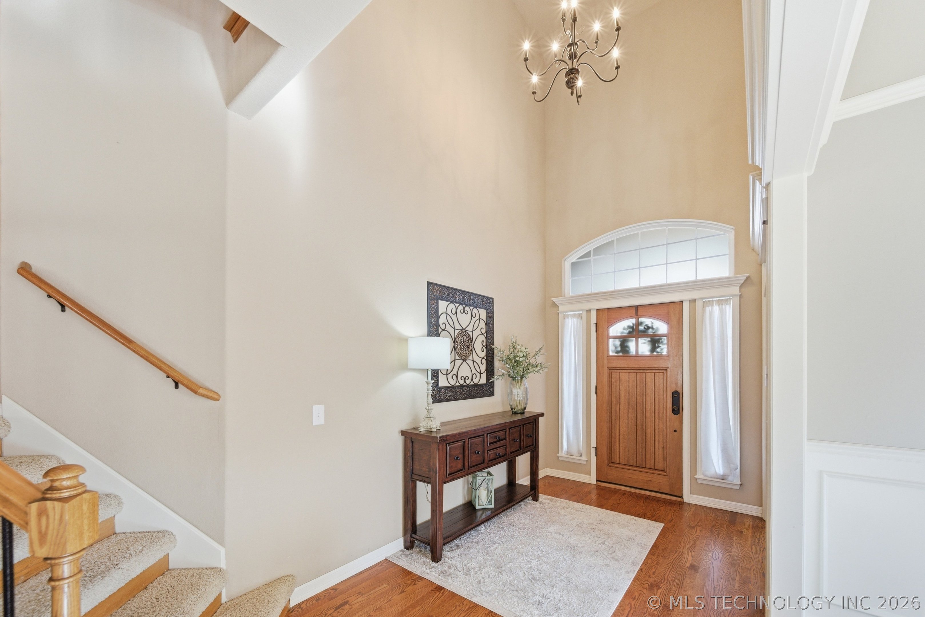 11002 S Madison Street Property Photo 8