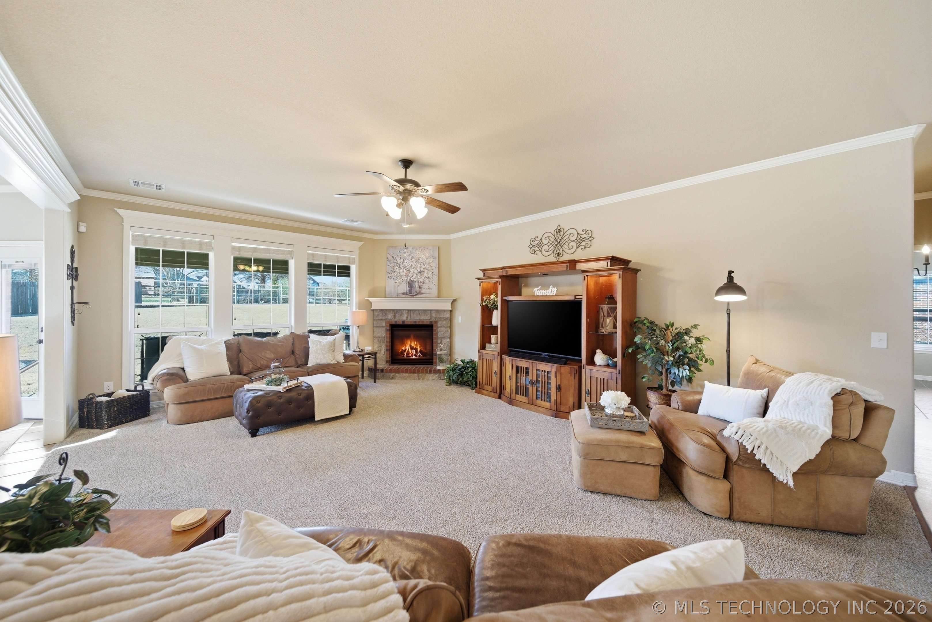 11002 S Madison Street Property Photo 10
