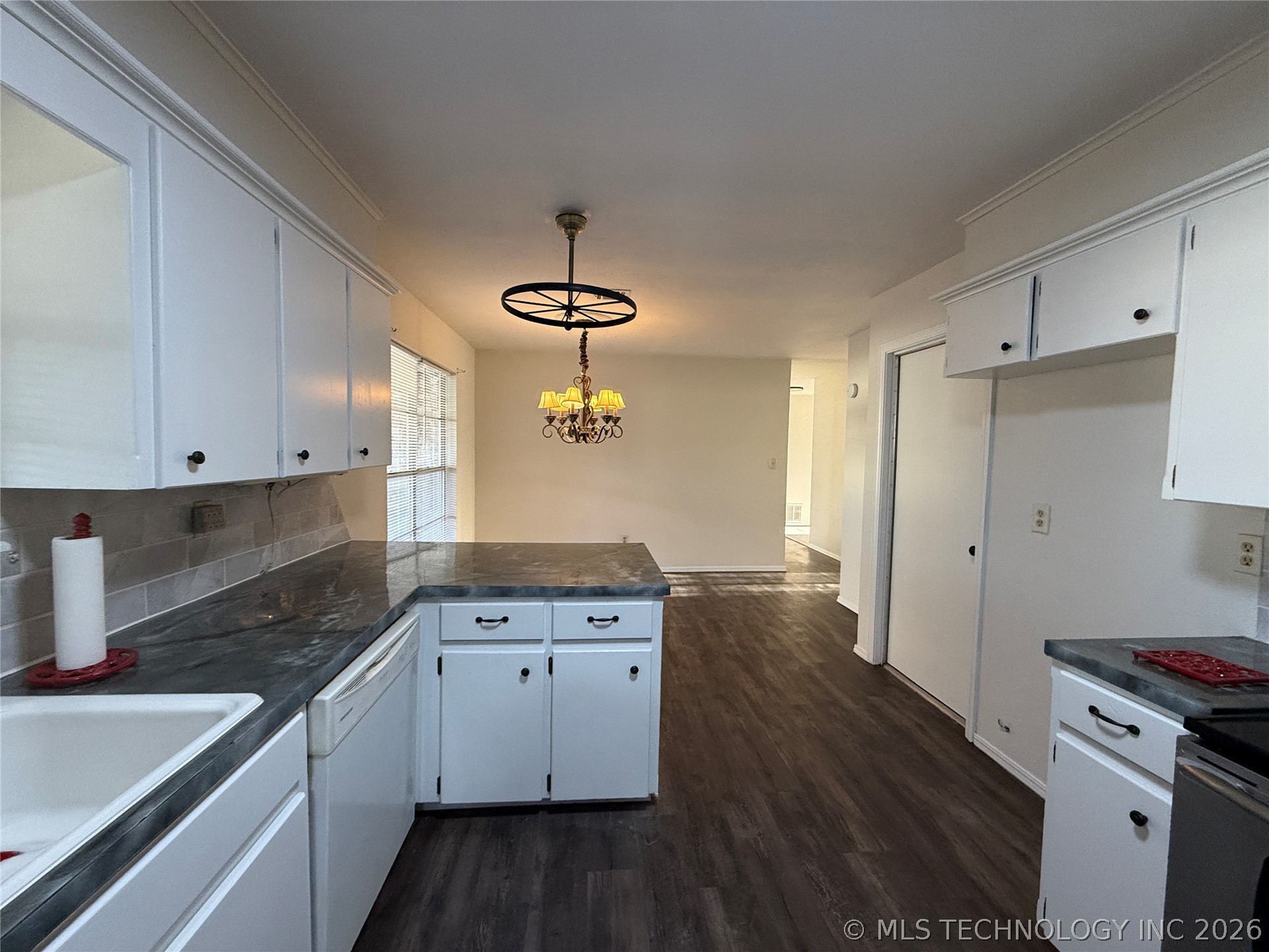 404 Trenton Road Property Photo 5