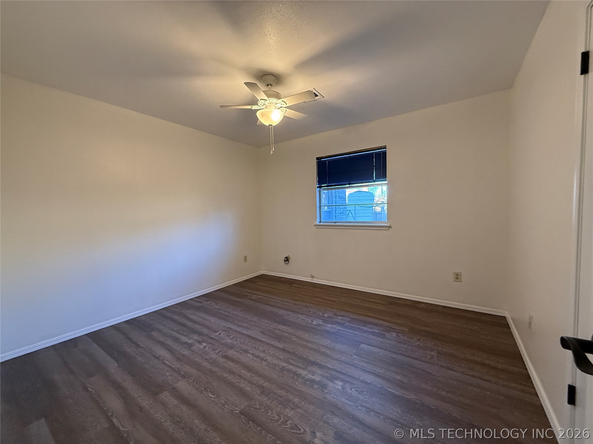 404 Trenton Road Property Photo 12