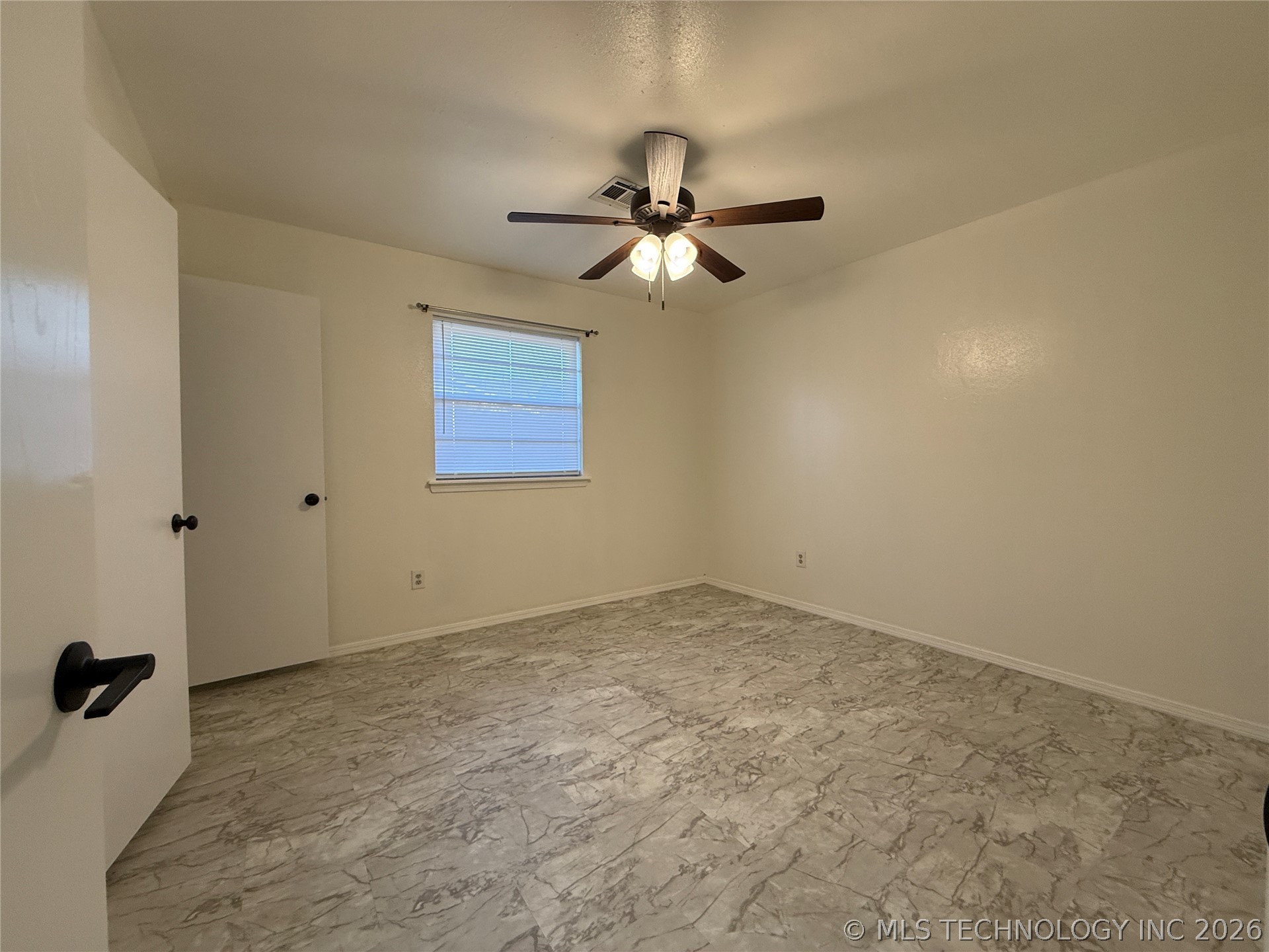 404 Trenton Road Property Photo 14