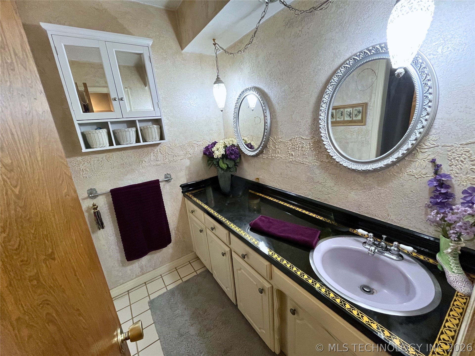 1544 Grandview Property Photo 10